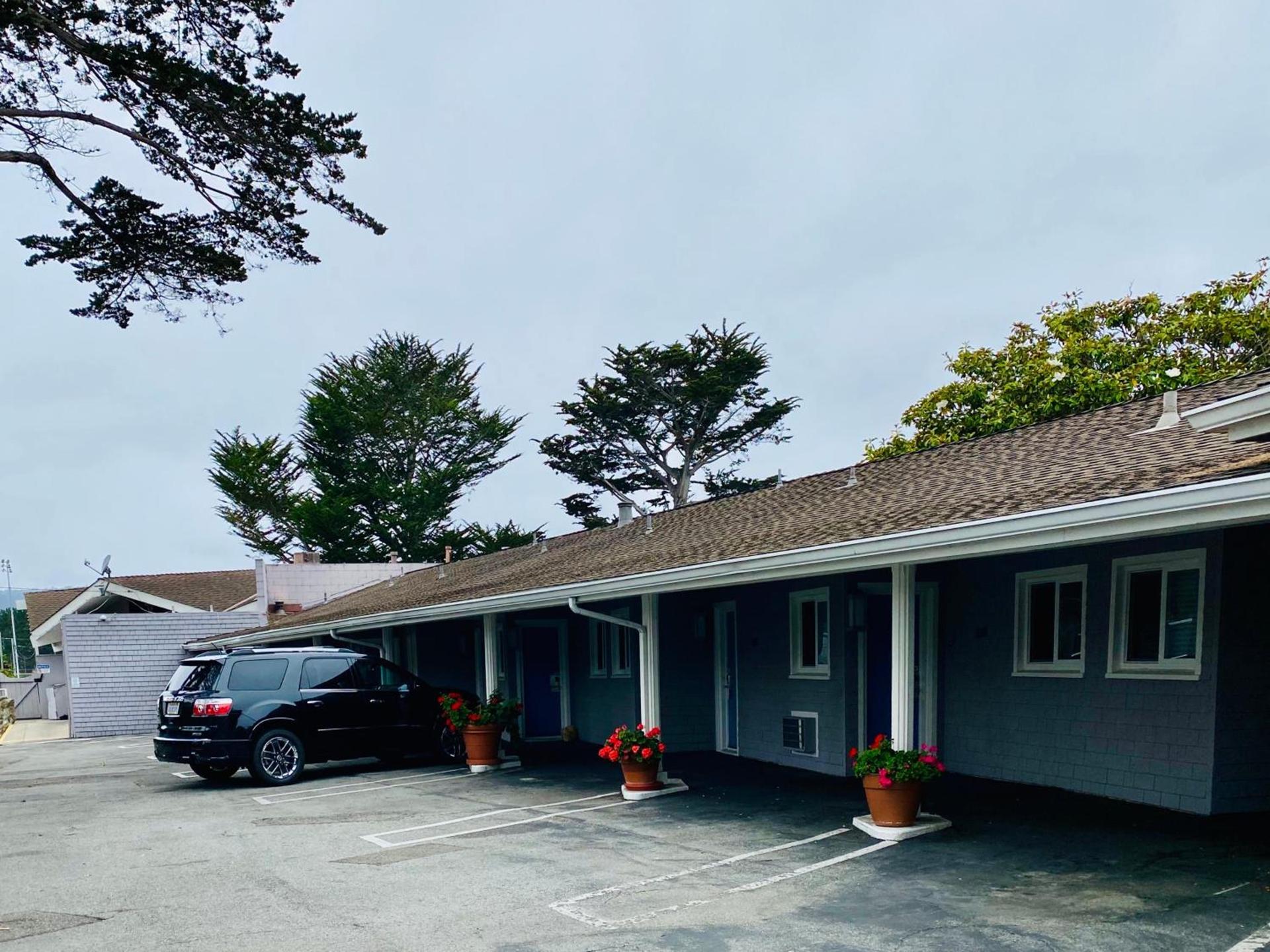 Monterey Bay Lodge photo 28