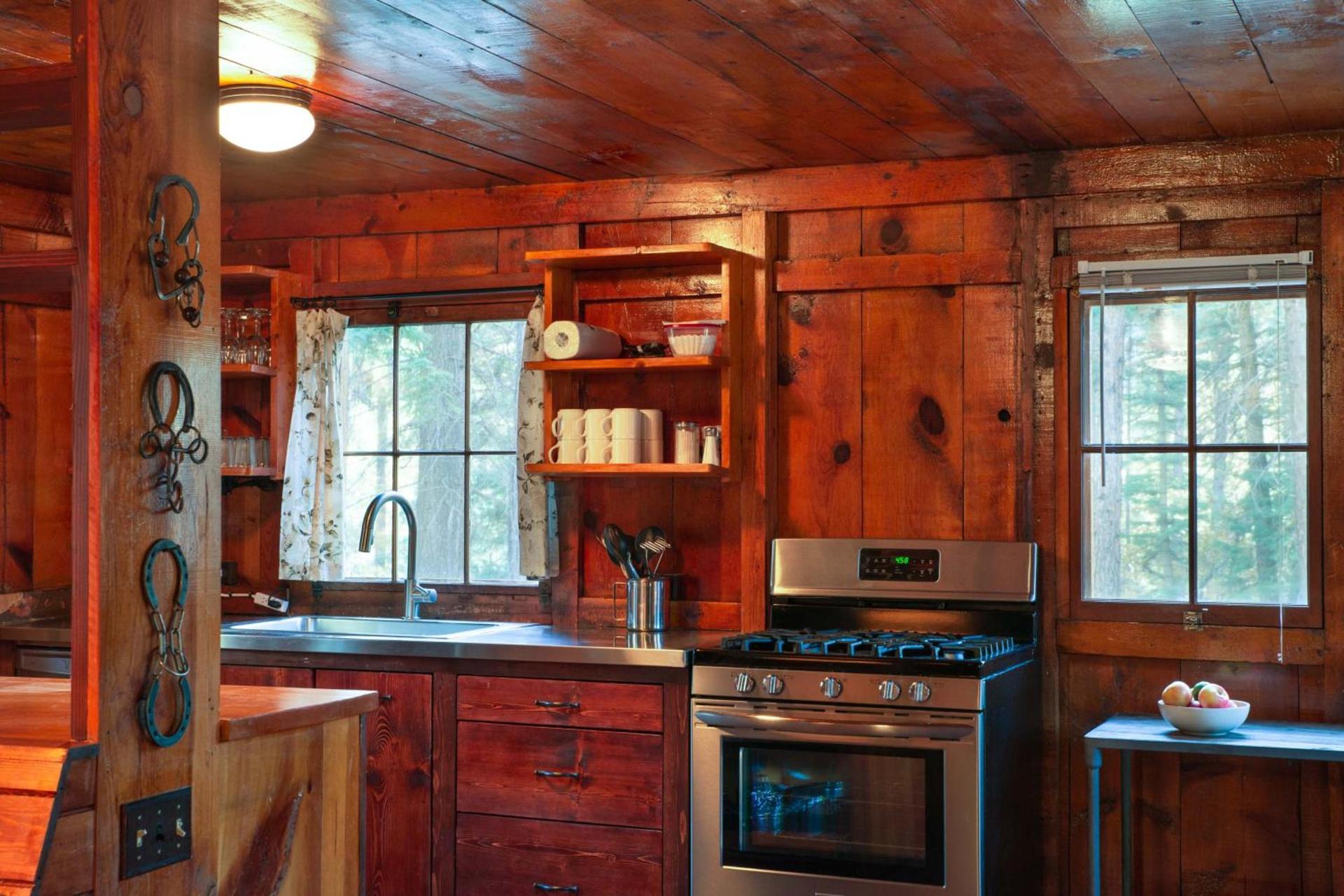 Corkins Lodge photo 76