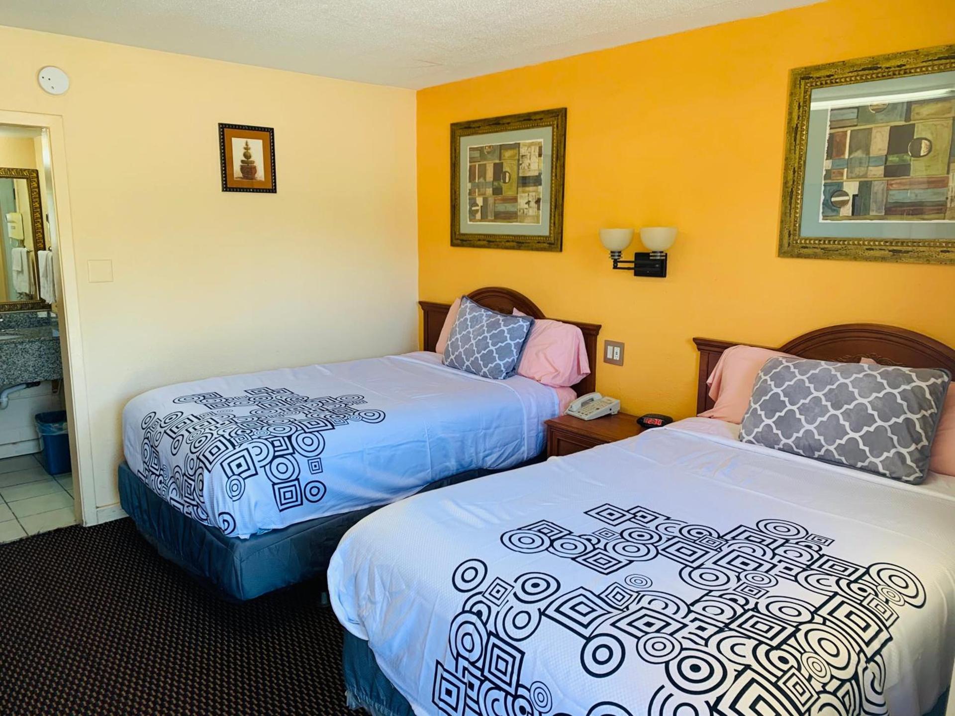 Budget Inn photo 12