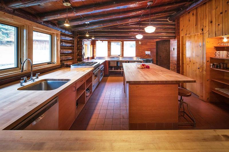 Corkins Lodge photo 59