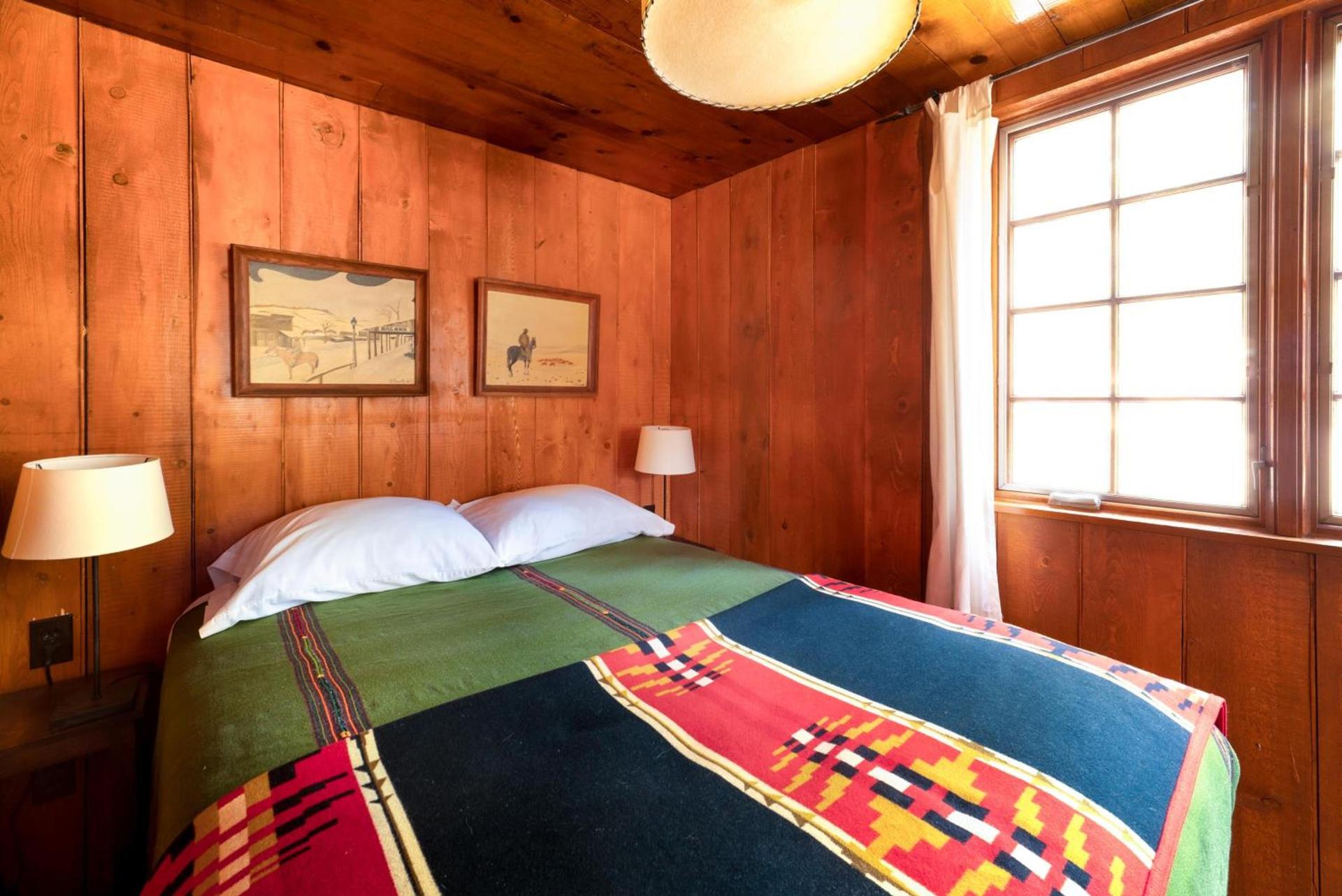 Corkins Lodge photo 32