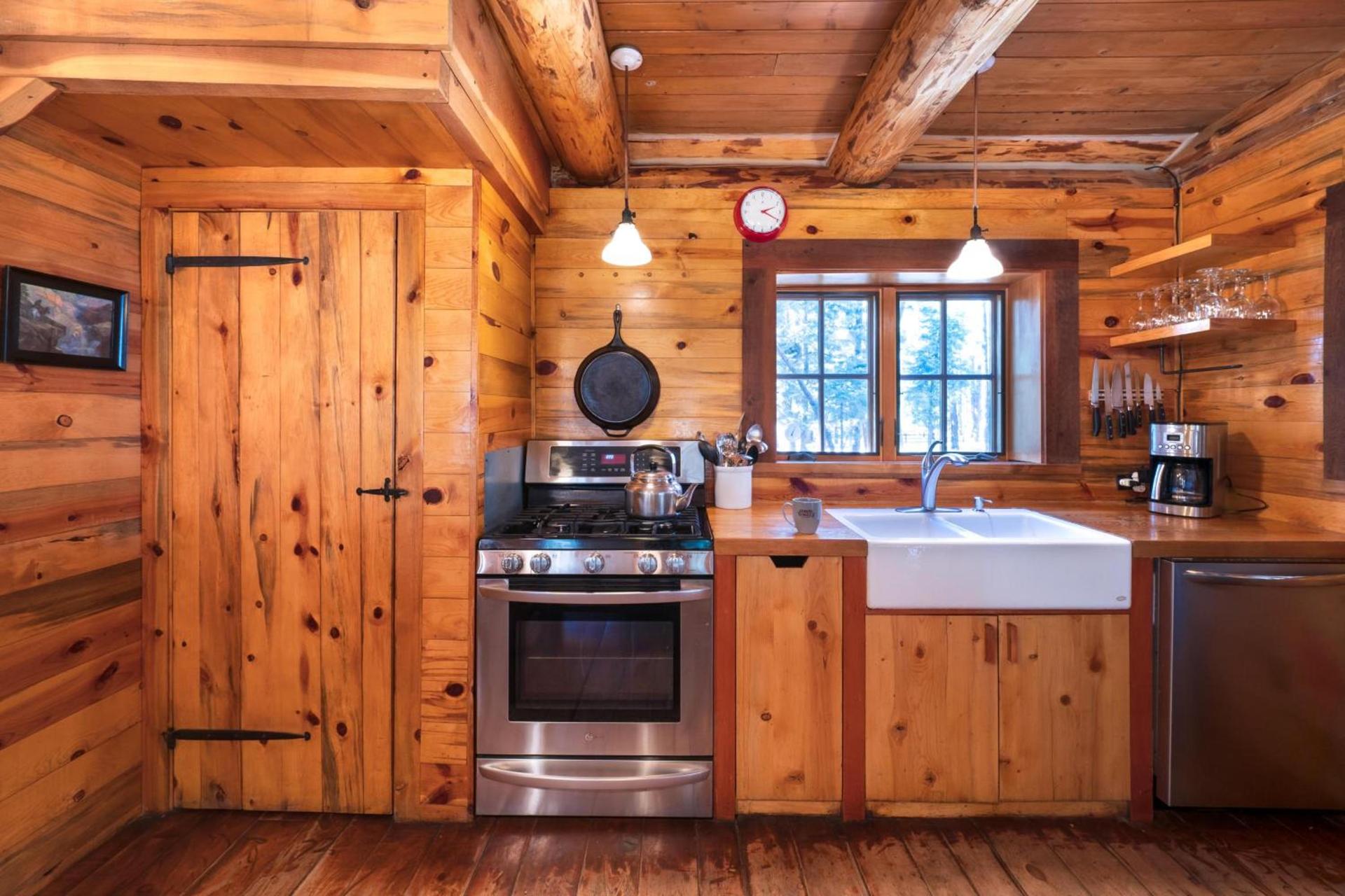 Corkins Lodge photo 18