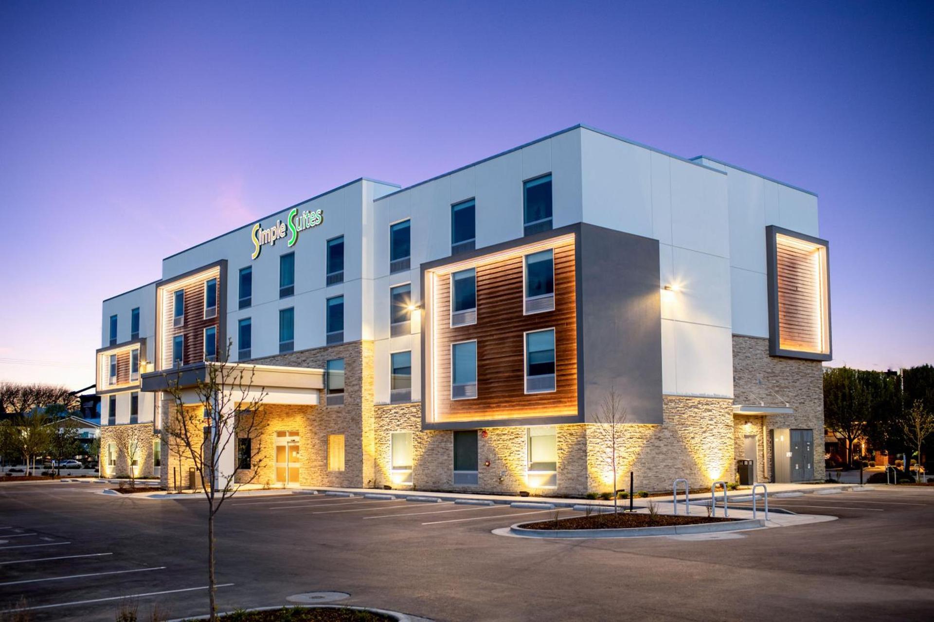 Simple Suites Boise Airport photo 11