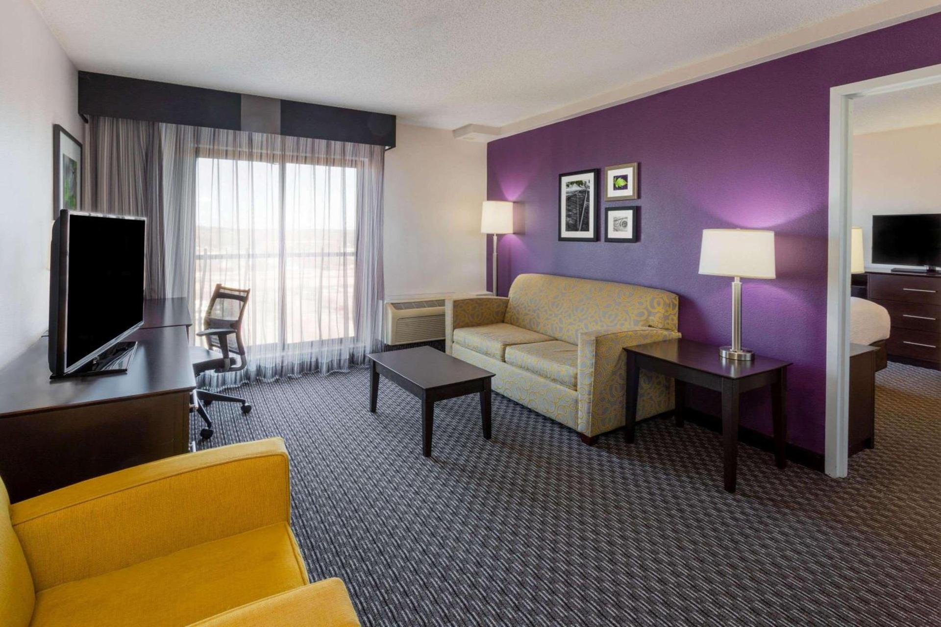 Bloom Hotel photo 45