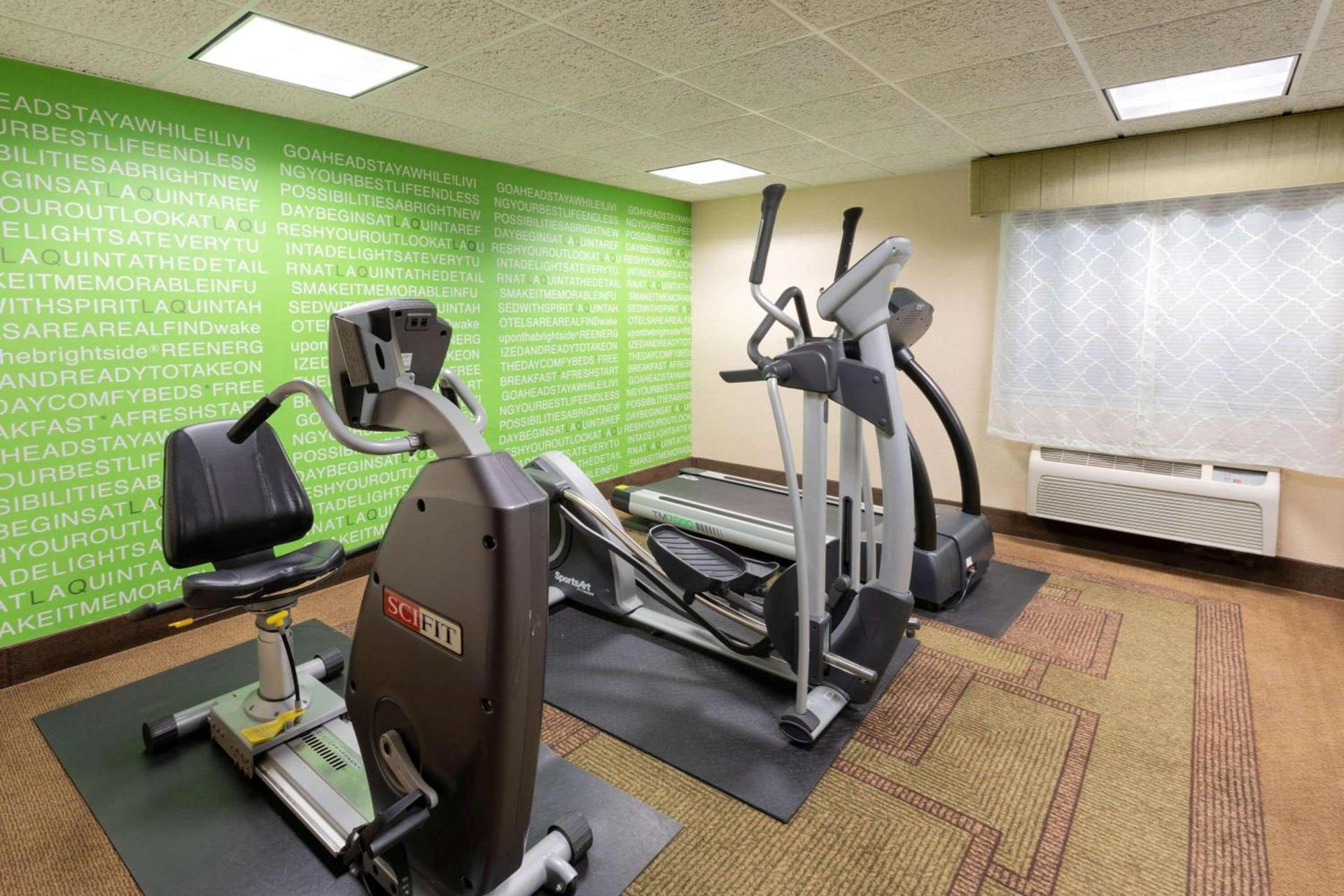 La Quinta Inn by Wyndham Minneapolis Airport Bloomington photo 11