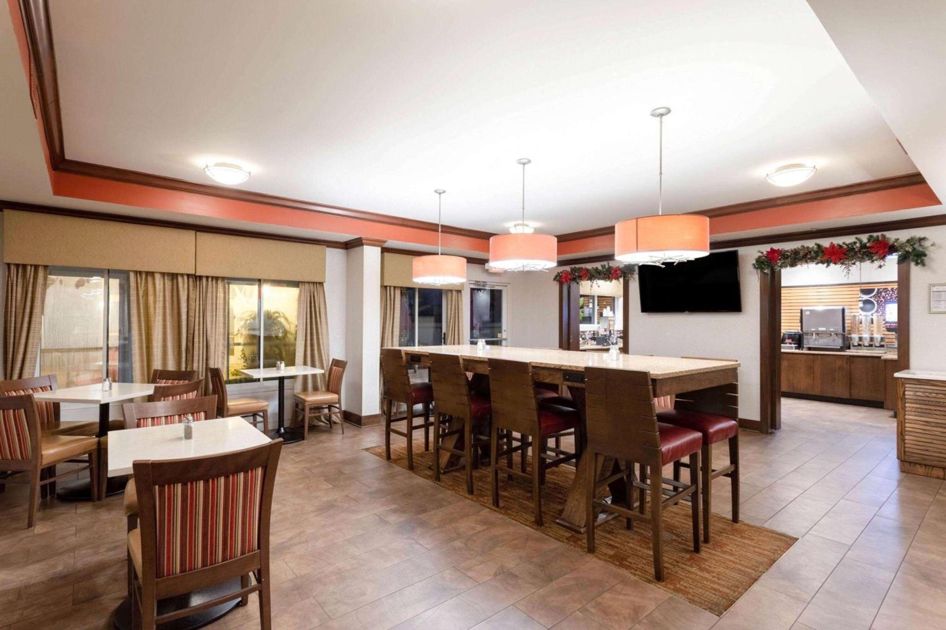 La Quinta by Wyndham Pigeon Forge photo 66