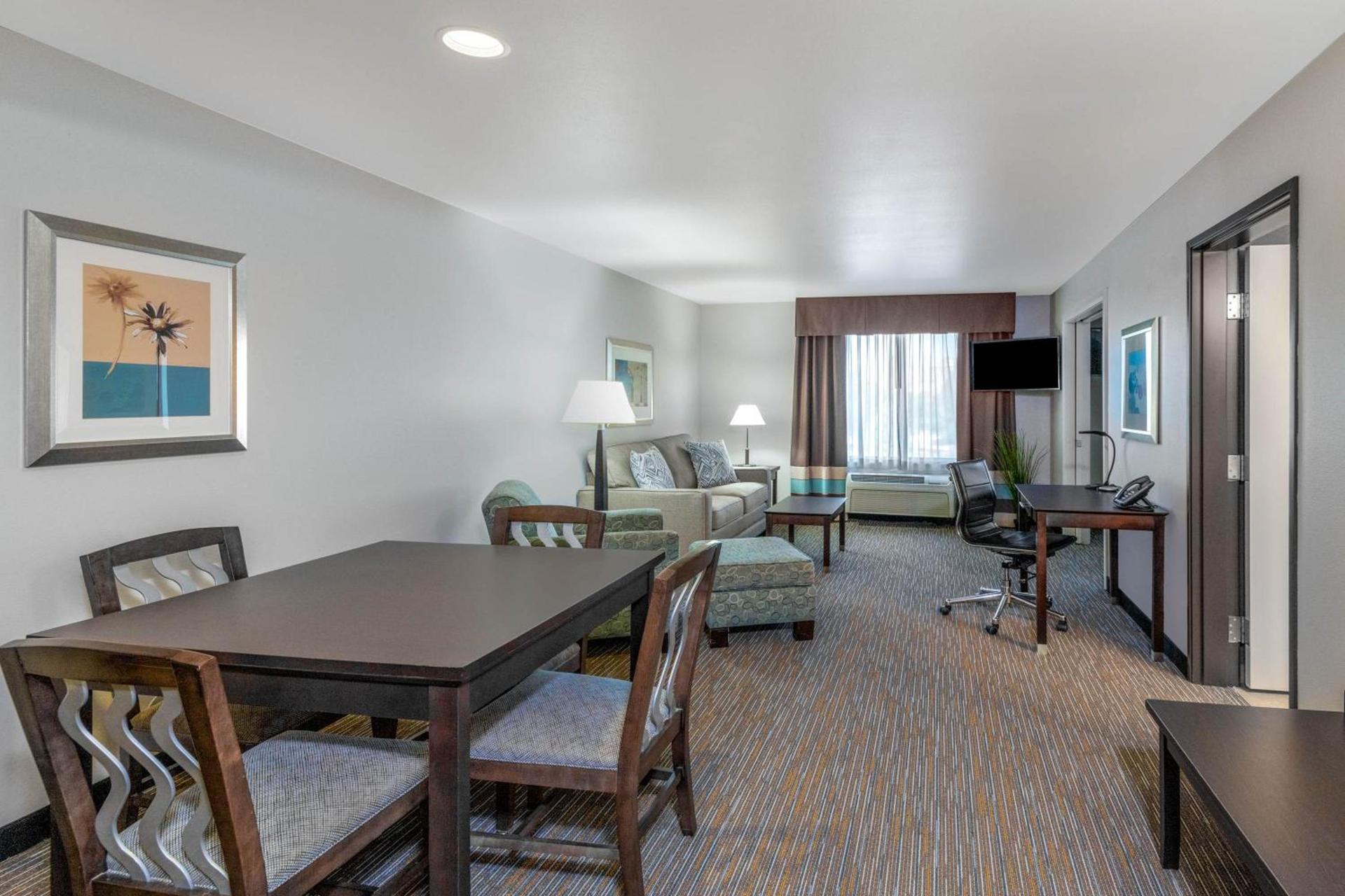 Wingate by Wyndham - St. George photo 50