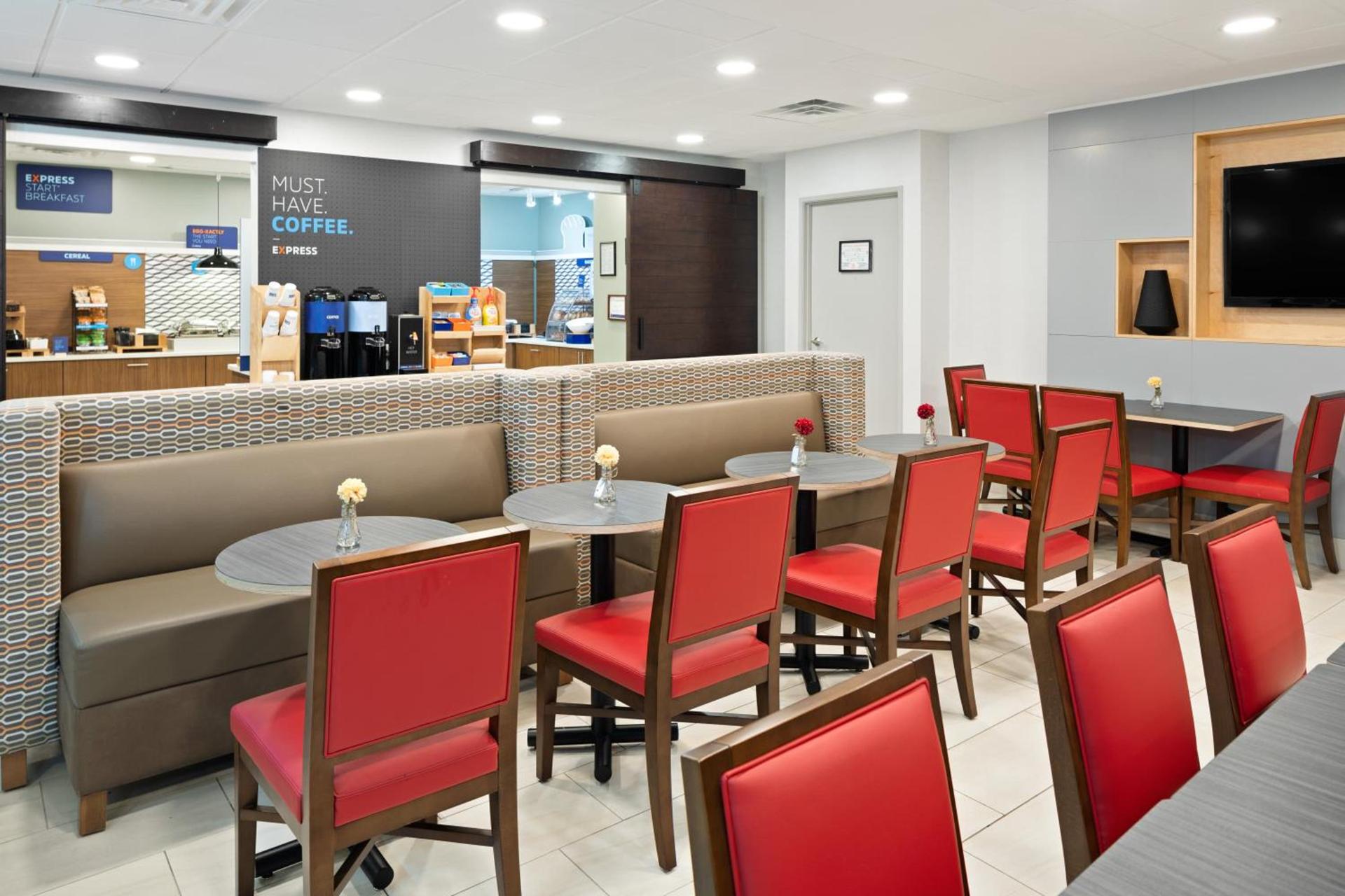Holiday Inn Express - Atlanta-Kennesaw by IHG photo 27
