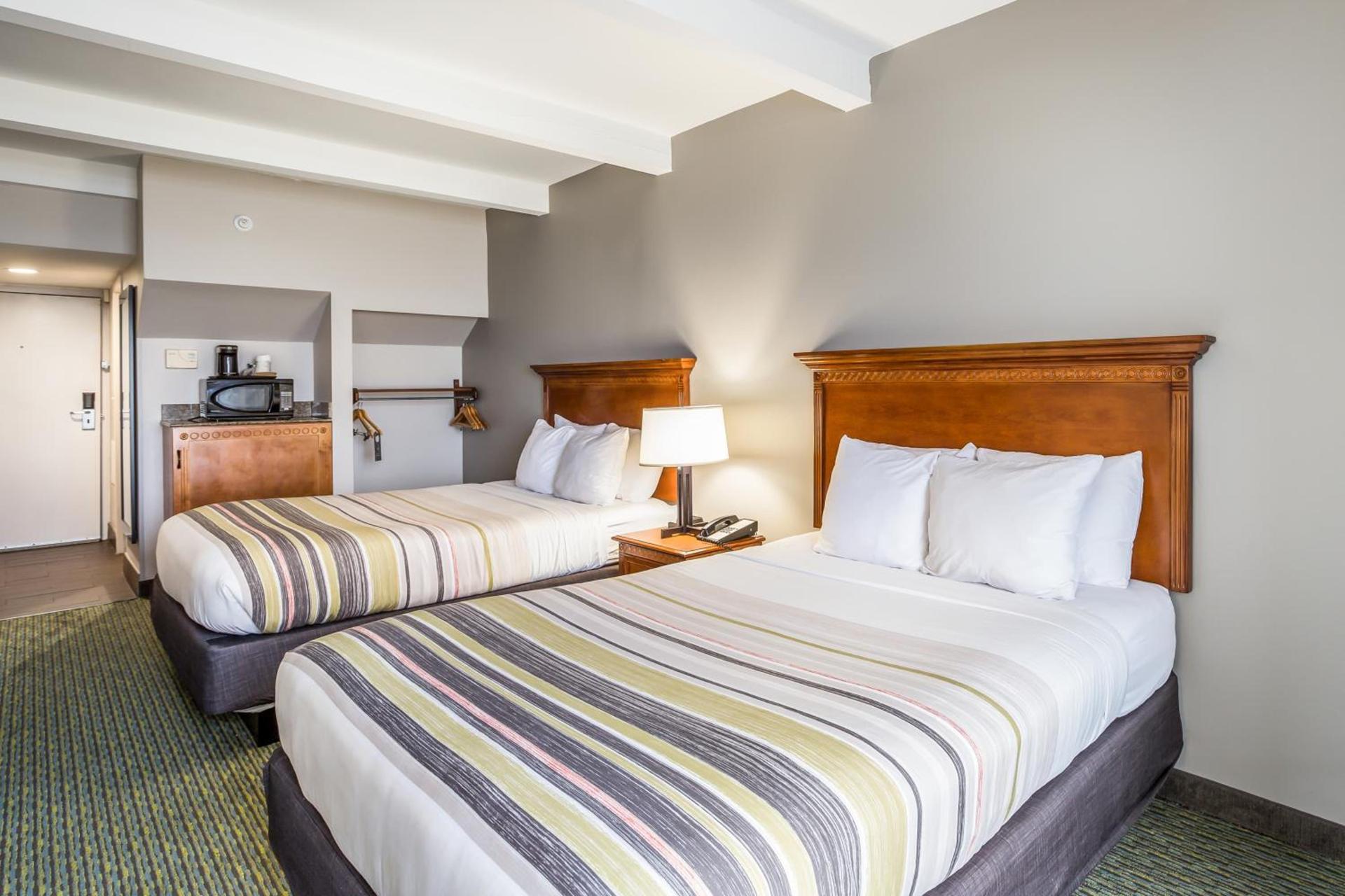 Country Inn & Suites by Radisson, Virginia Beach Oceanfront photo 26