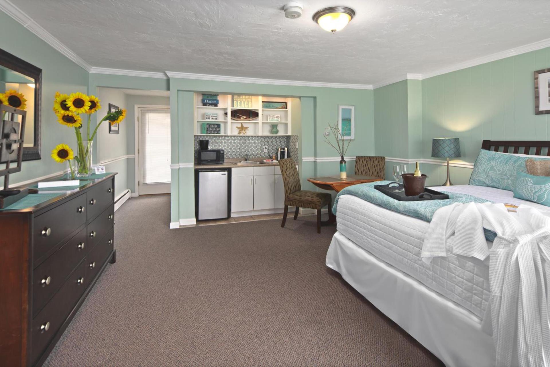 Ocean Inn on Nantasket Beach photo 19