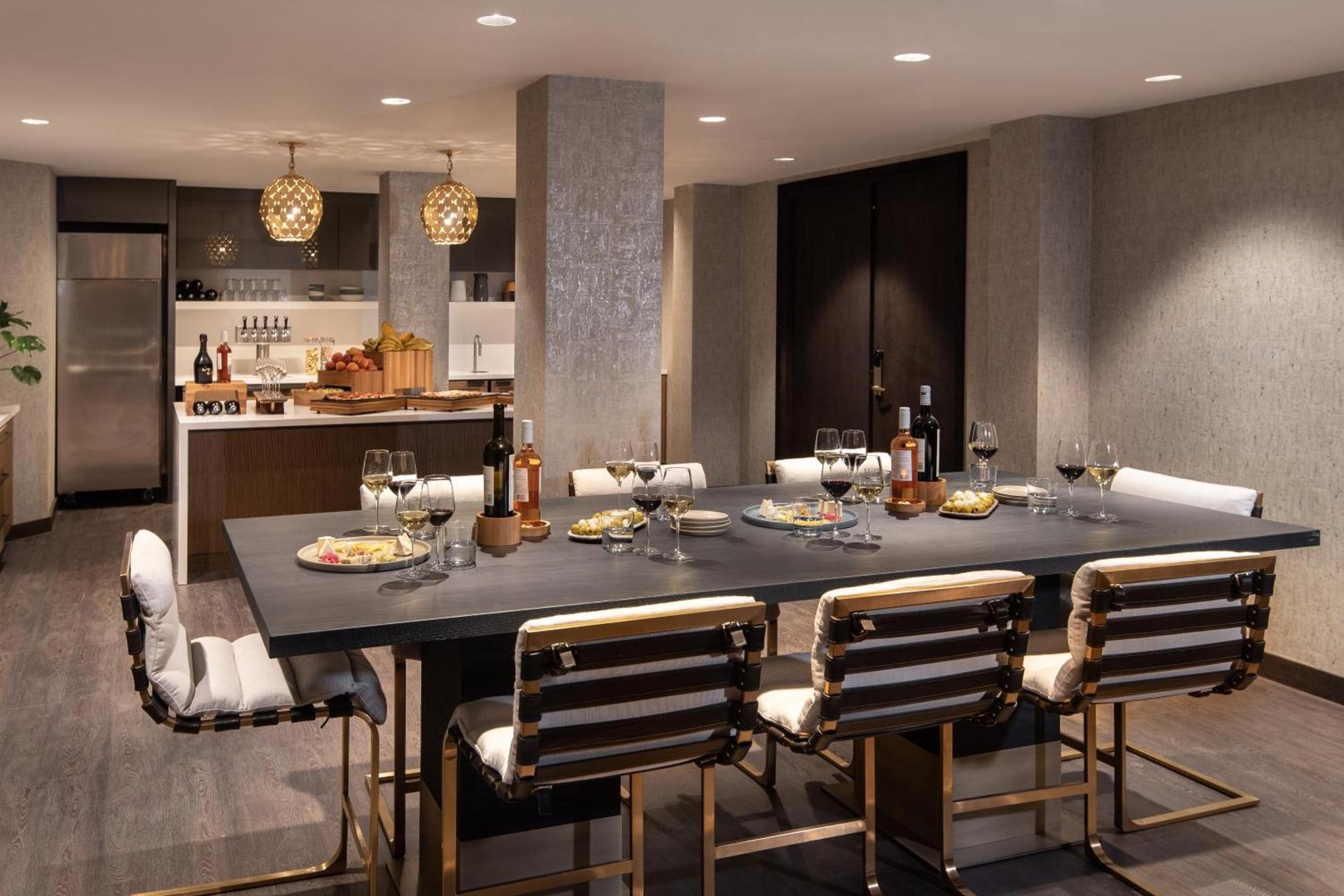 Vignette Collection Yours Truly DC by IHG photo 24