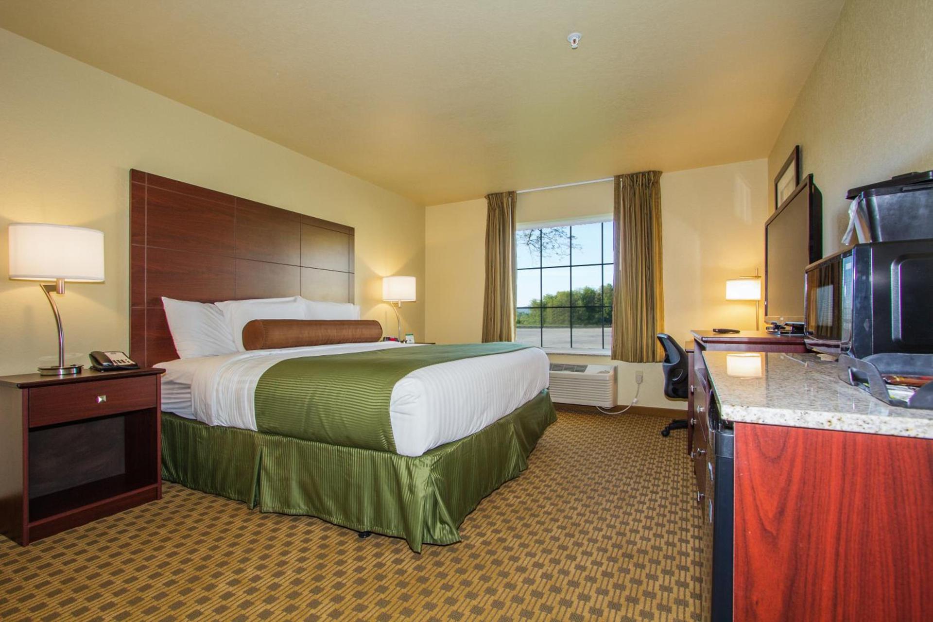 Cobblestone Inn & Suites - Corry photo 10