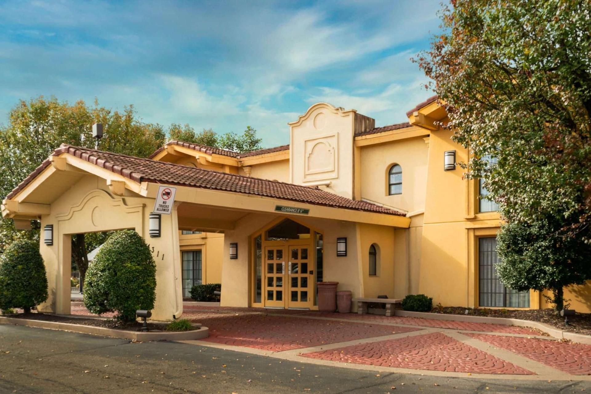 La Quinta Inn by Wyndham Nashville South photo 1