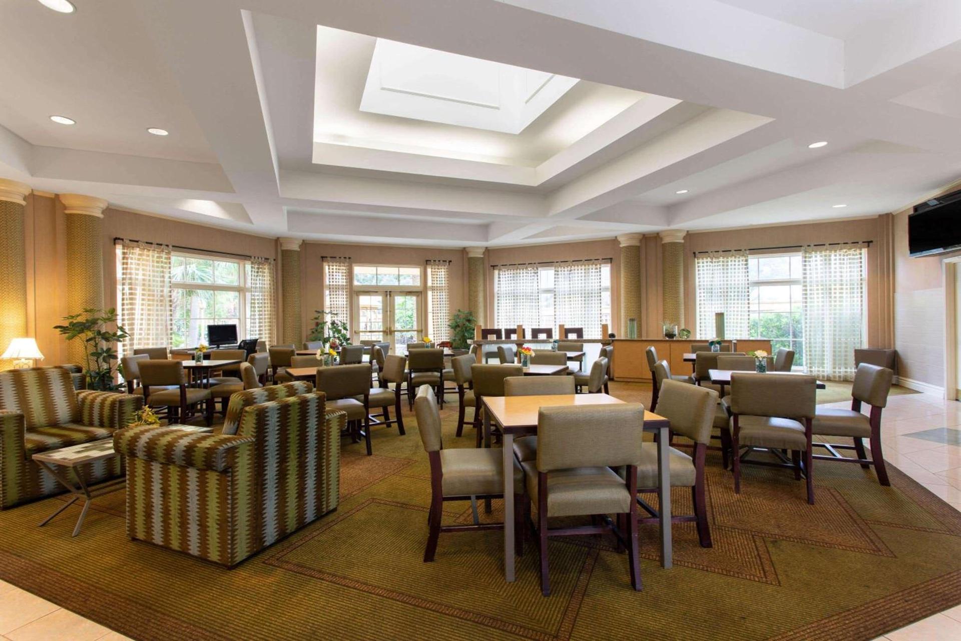 La Quinta by Wyndham Jacksonville Butler Blvd photo 9