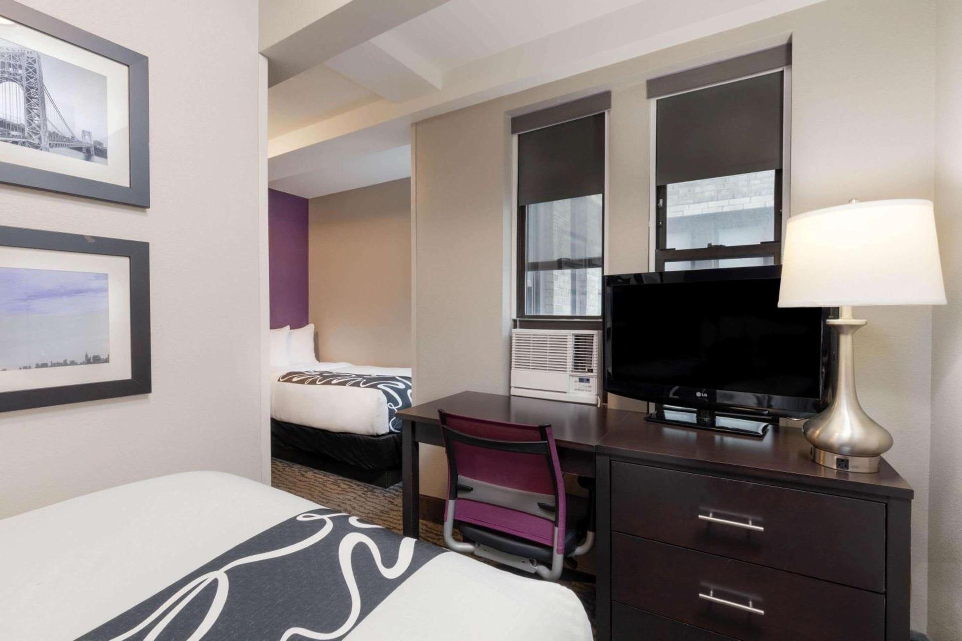 La Quinta by Wyndham New York City Central Park photo 25