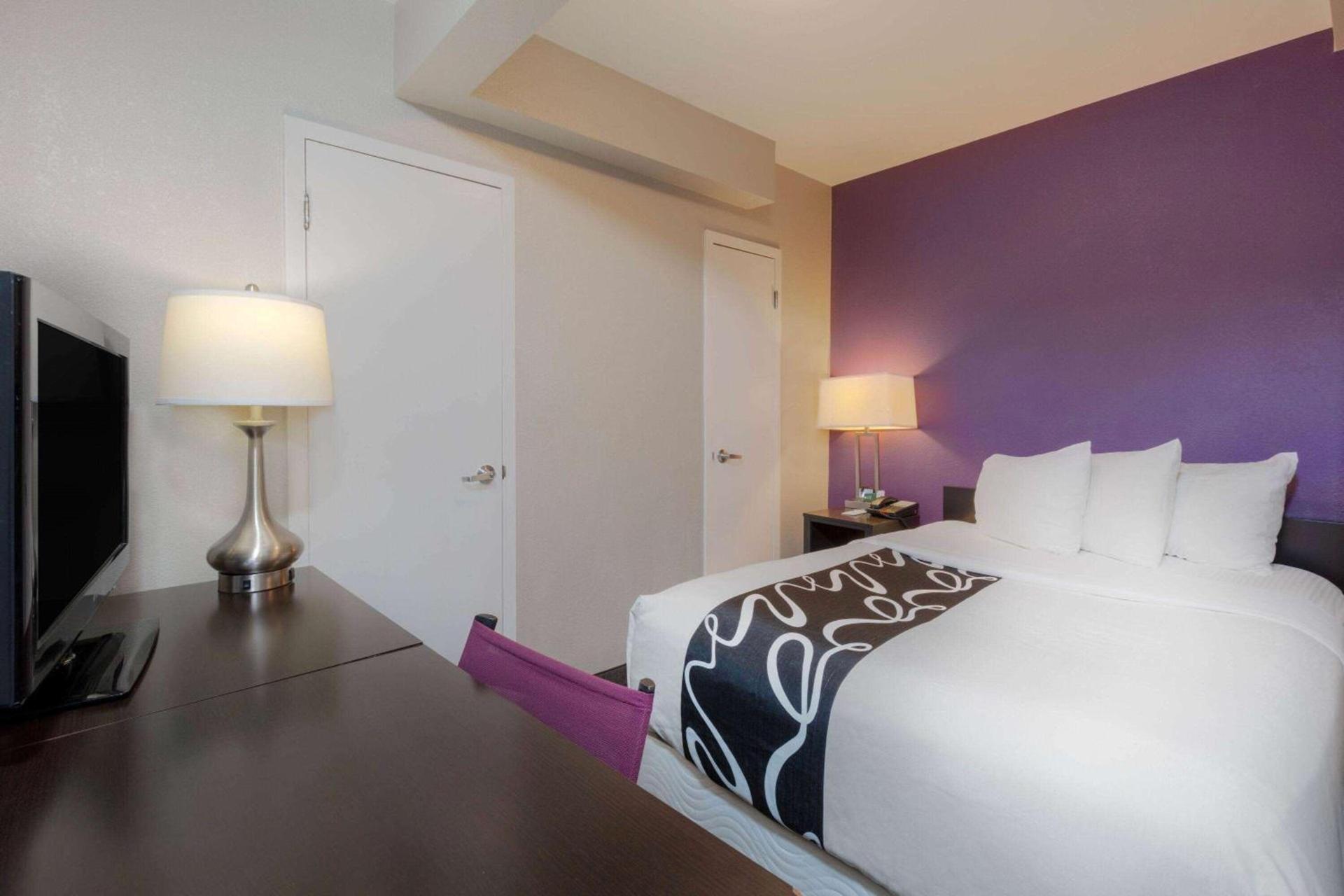 La Quinta by Wyndham New York City Central Park photo 35
