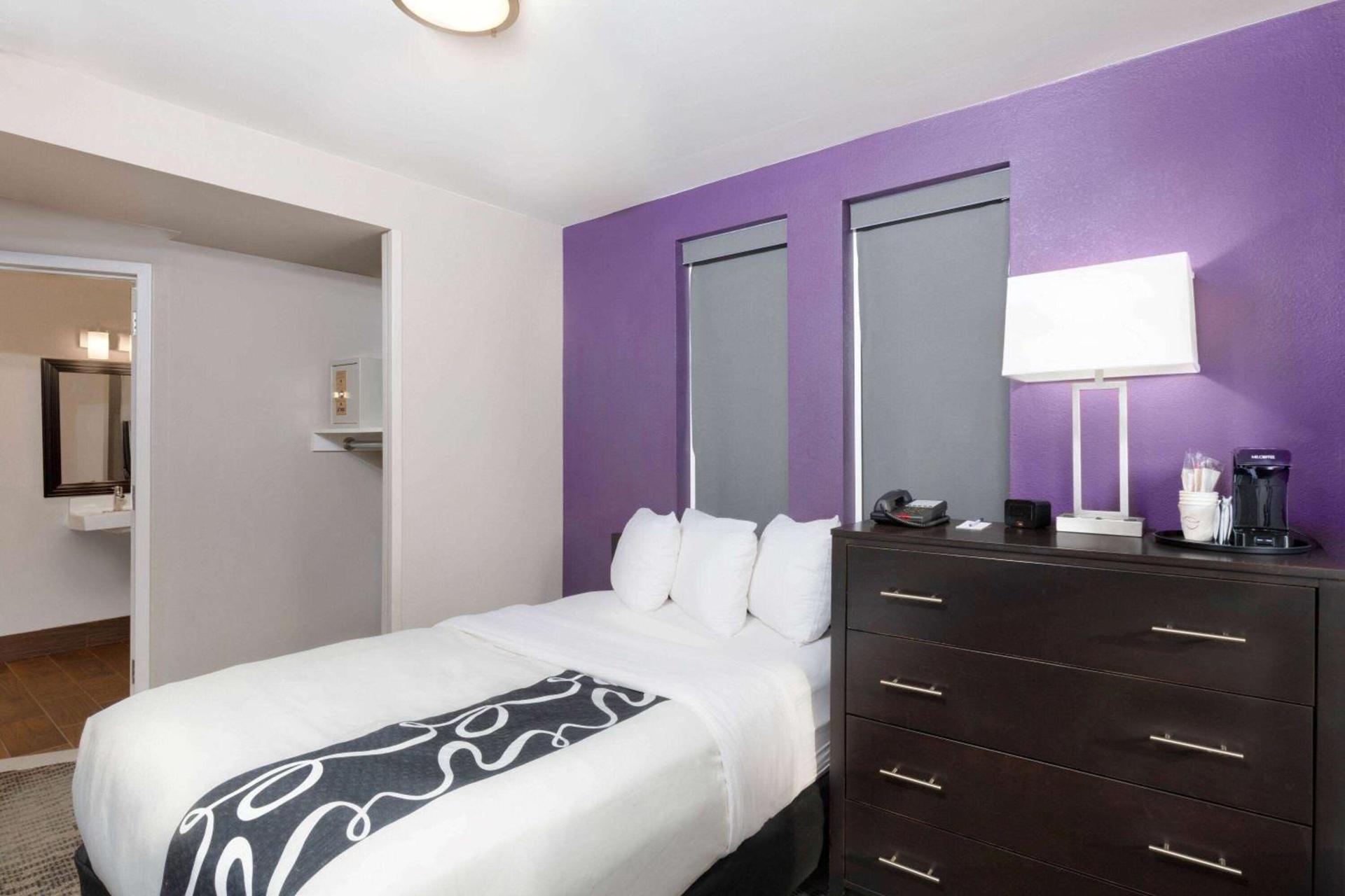La Quinta by Wyndham New York City Central Park photo 36