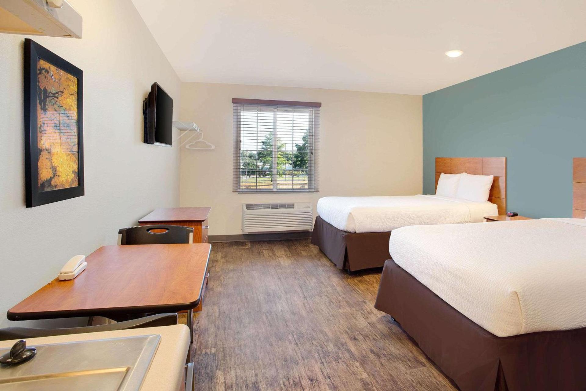 WoodSpring Suites Charlotte Shelby photo 12