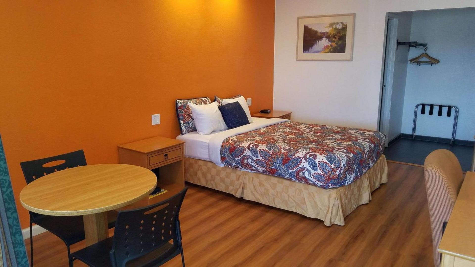 Rodeway Inn Alameda-Oakland photo 11