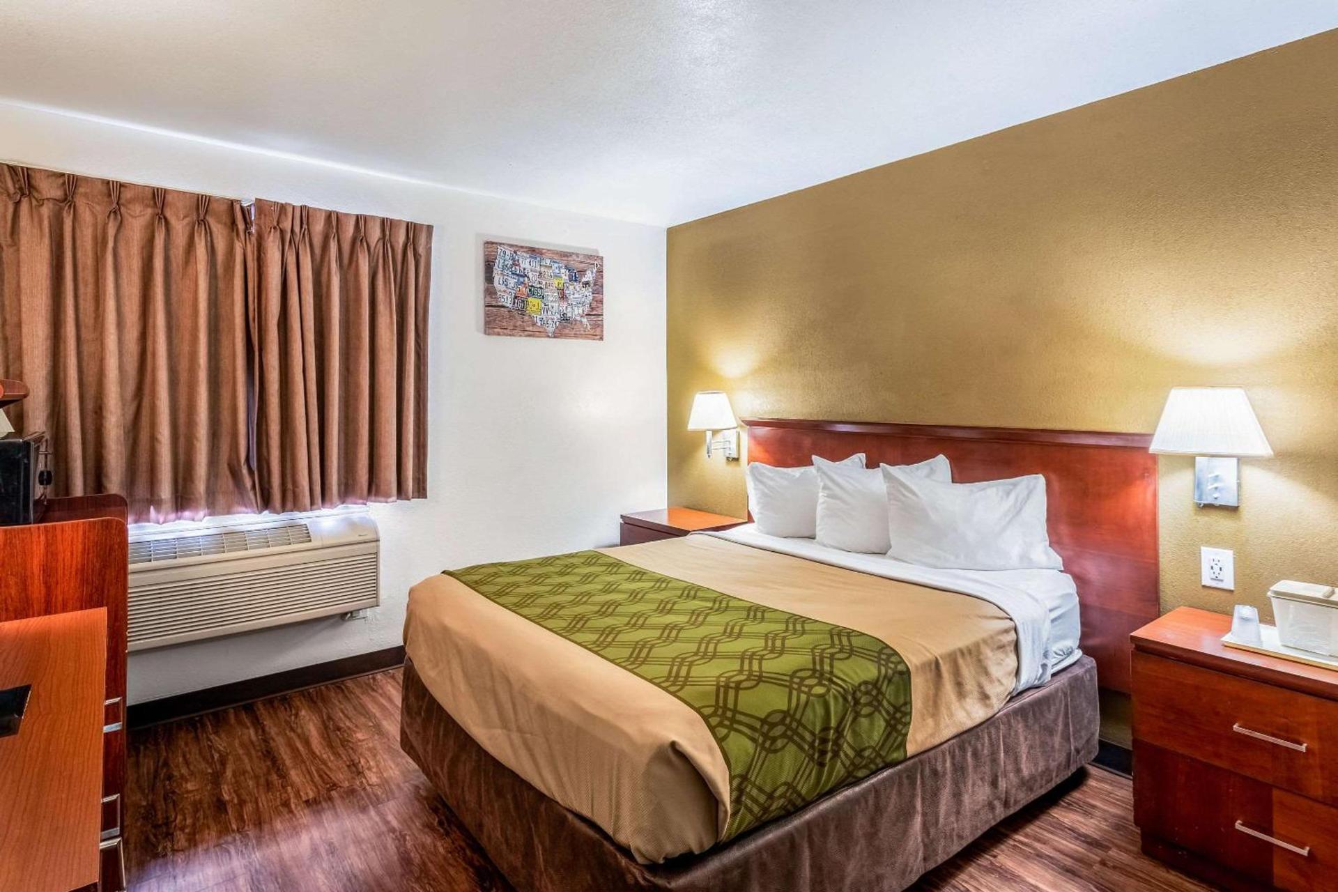 Days Inn by Wyndham Canon City photo 32