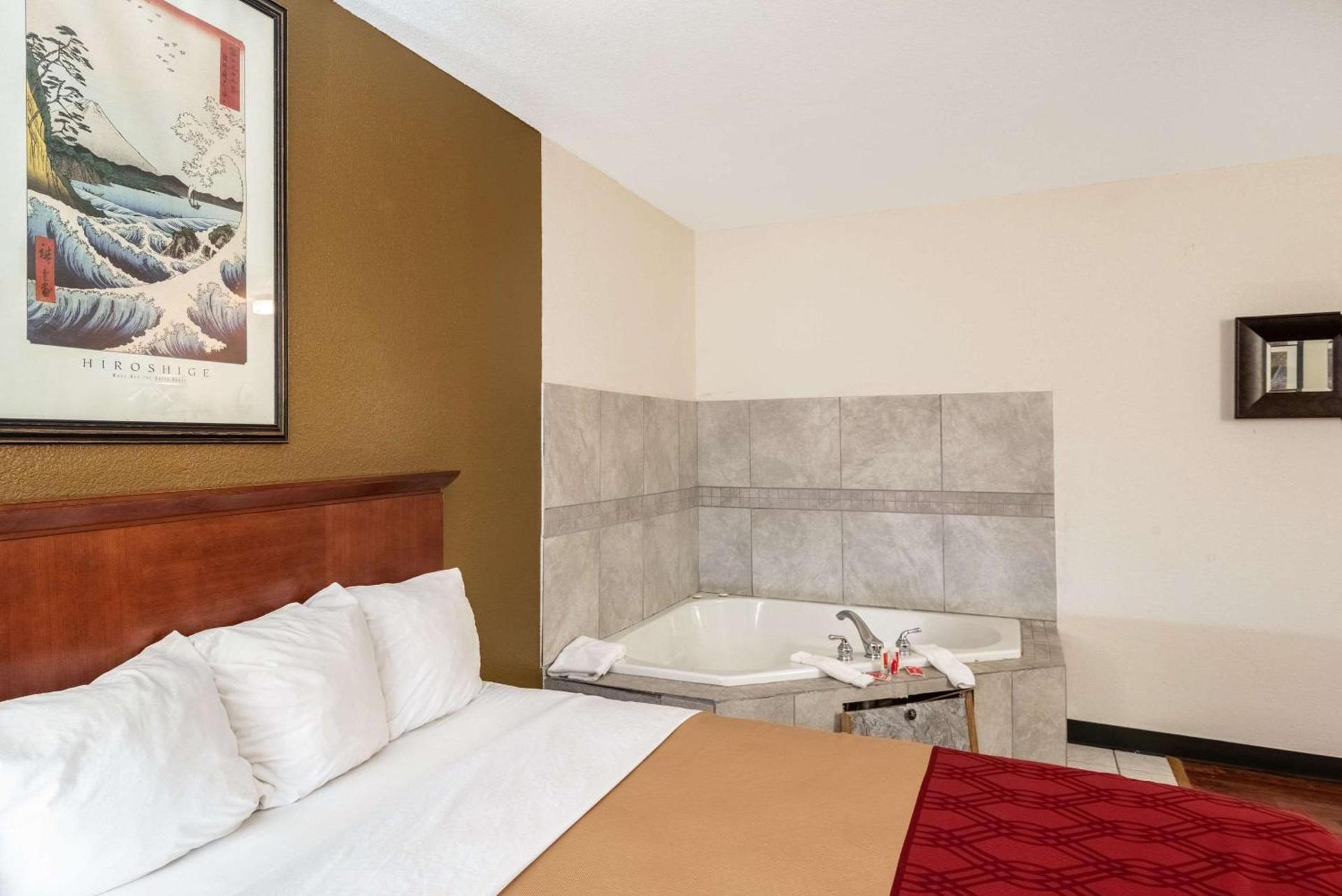 Days Inn by Wyndham Canon City photo 37