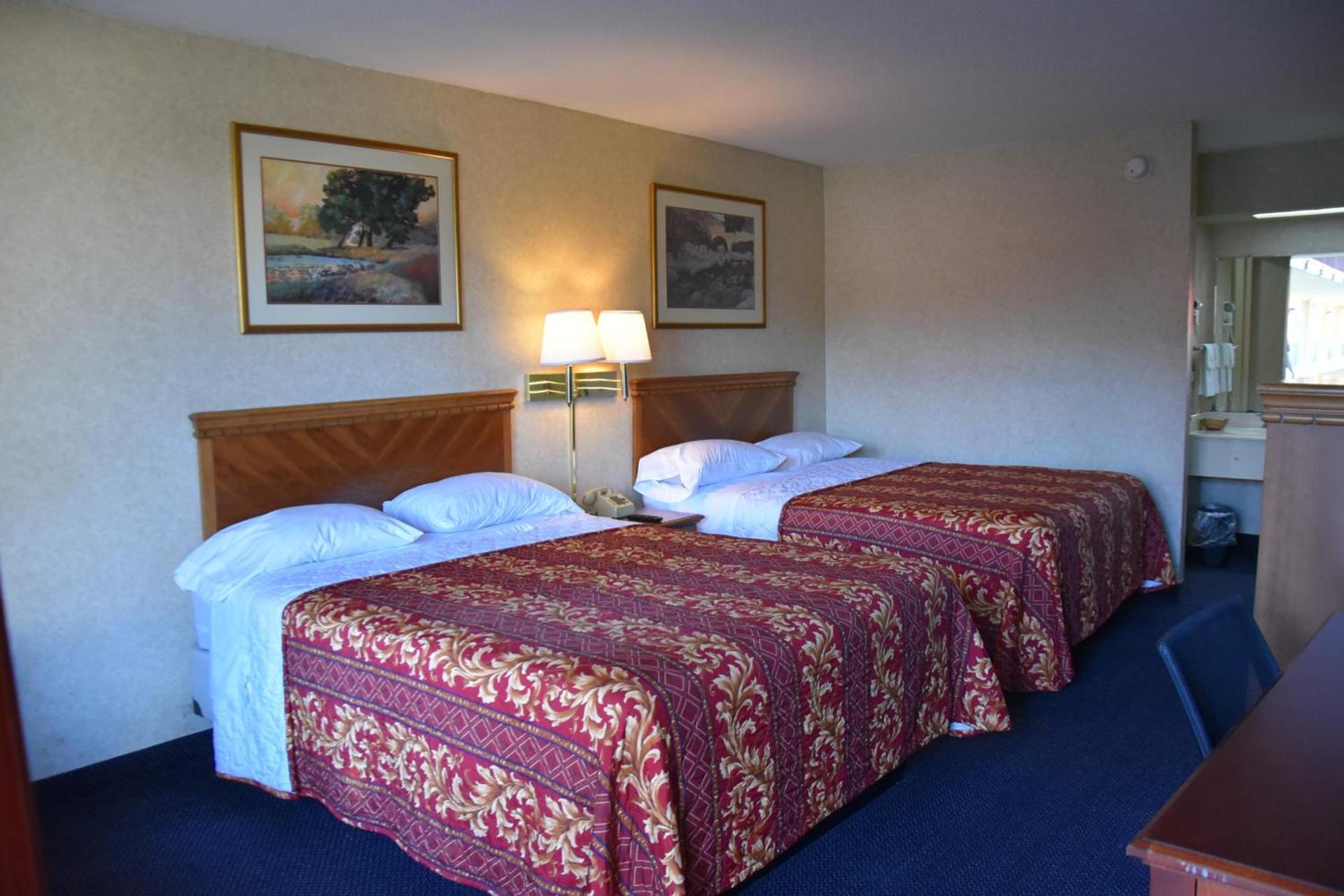 Homeplace Inn photo 13