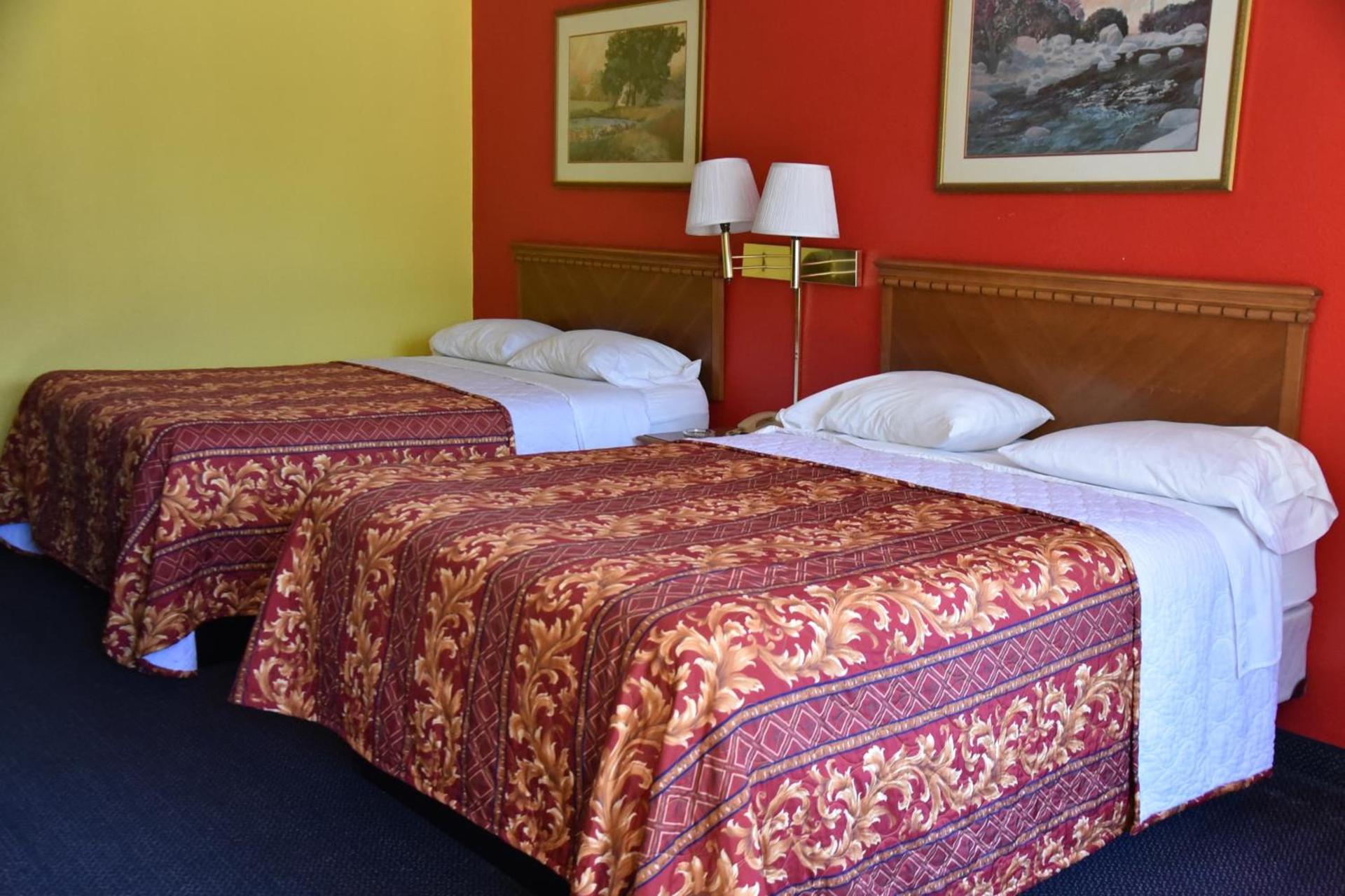 Homeplace Inn photo 3