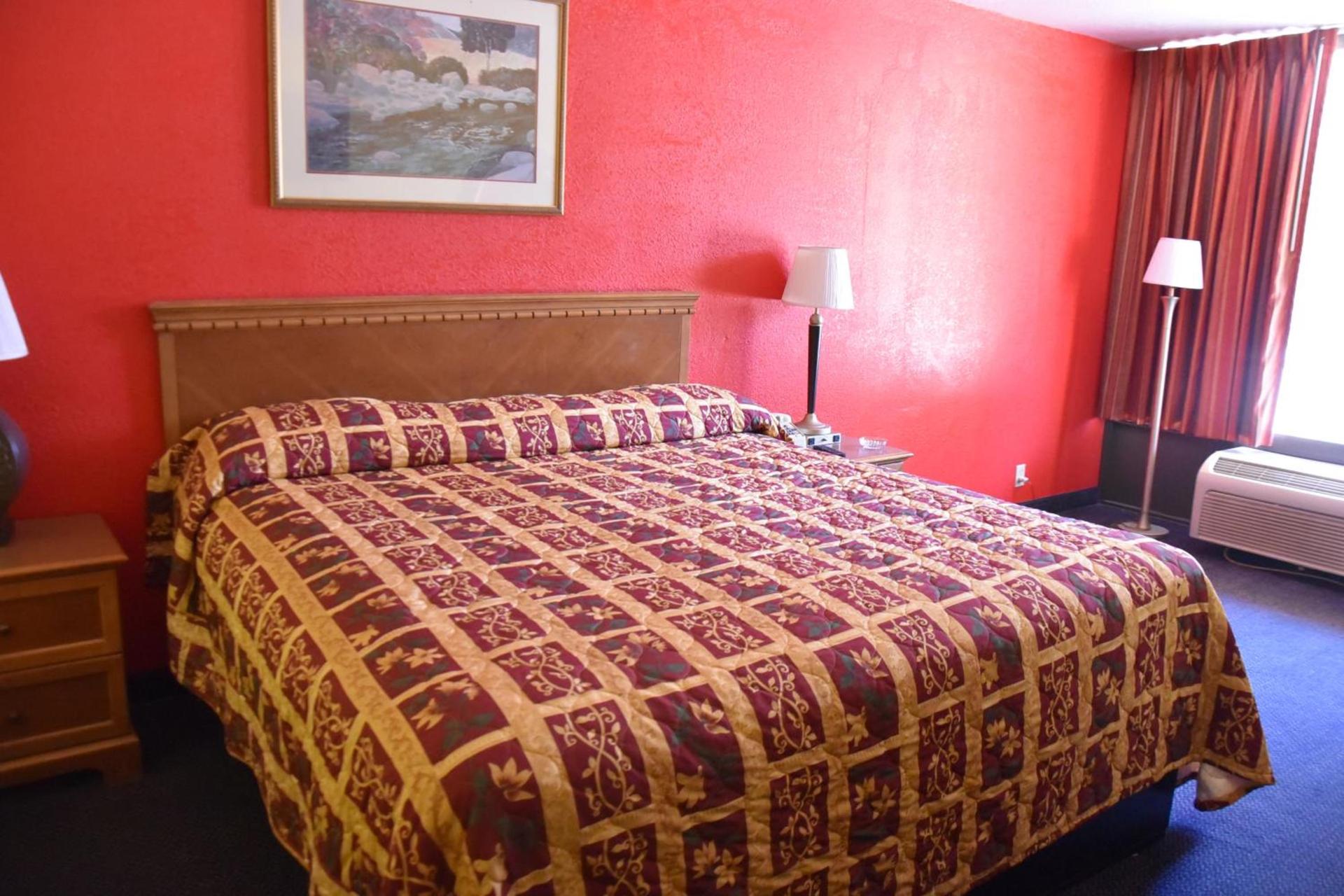Homeplace Inn photo 69