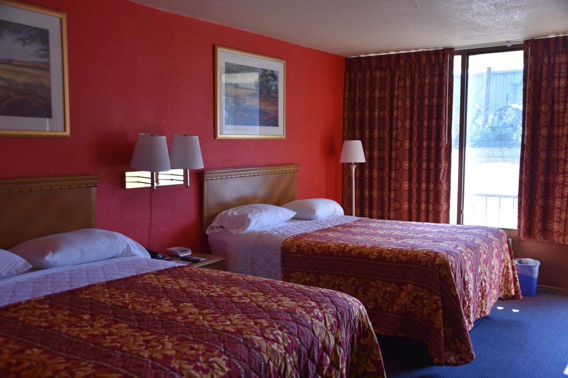 Homeplace Inn photo 70
