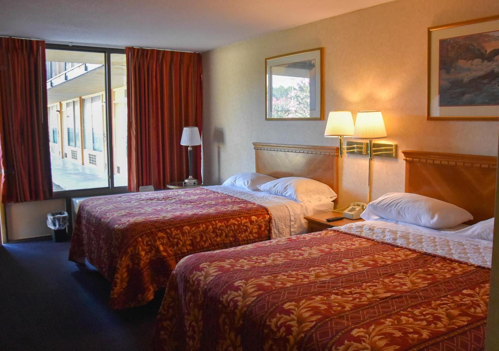 Homeplace Inn photo 68