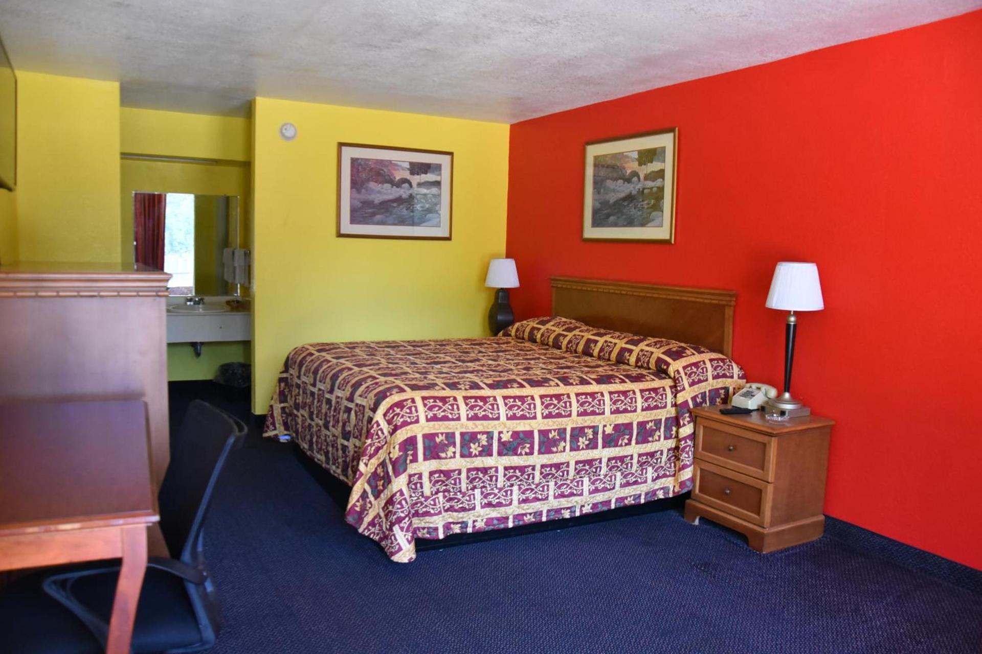 Homeplace Inn photo 15
