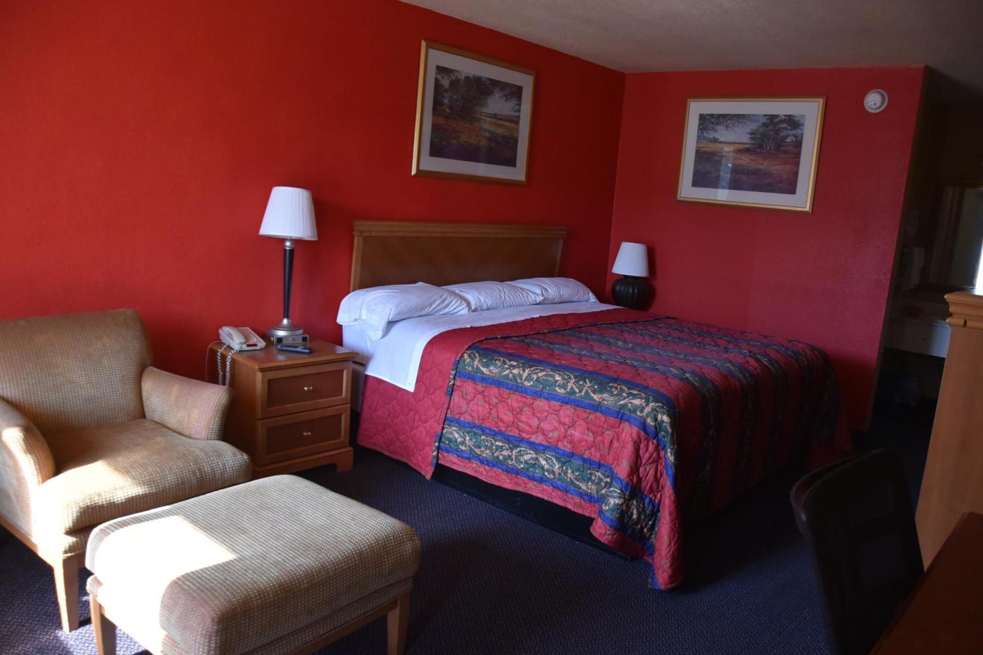 Homeplace Inn photo 18