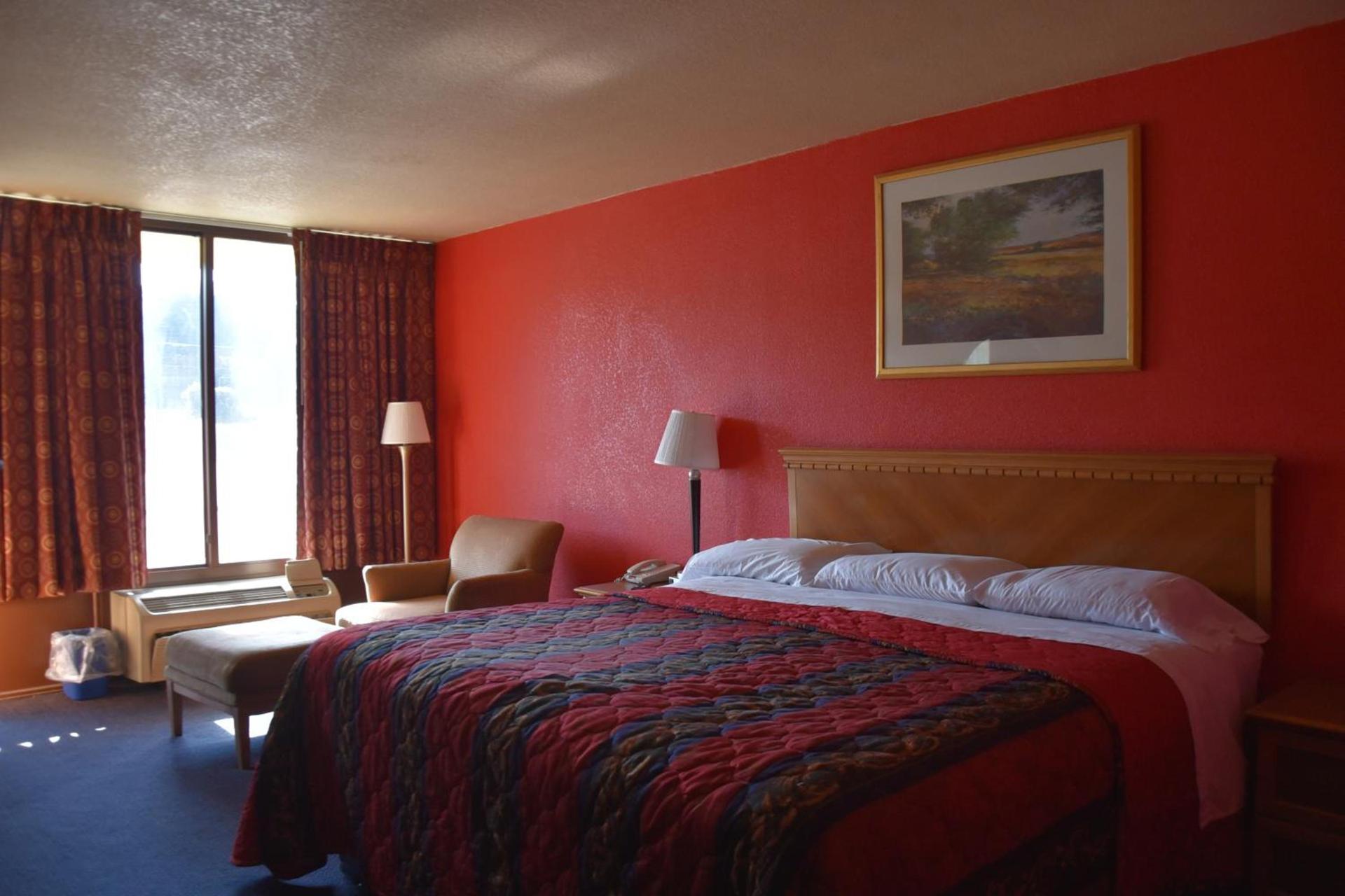 Homeplace Inn photo 16