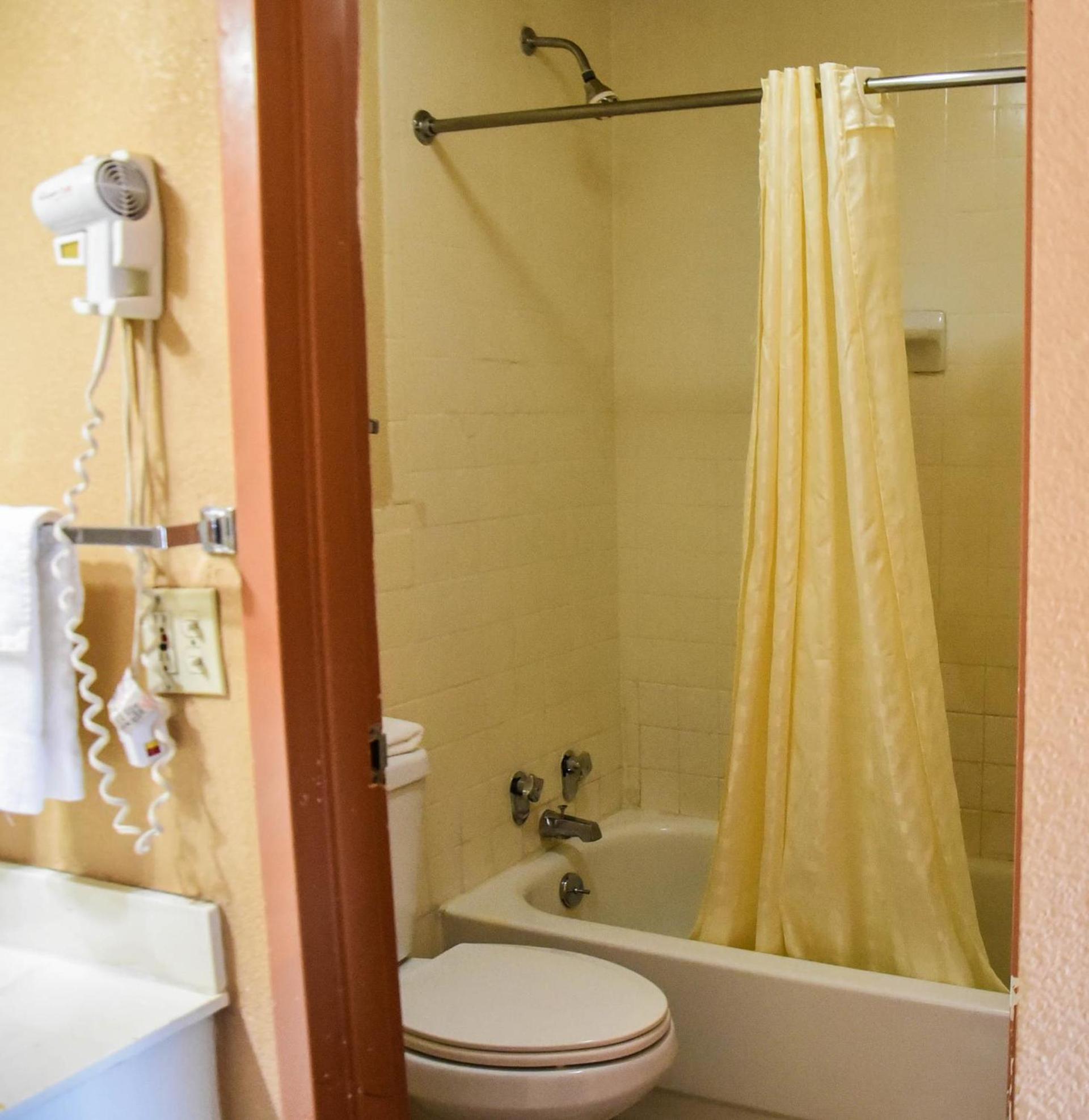 Homeplace Inn photo 21