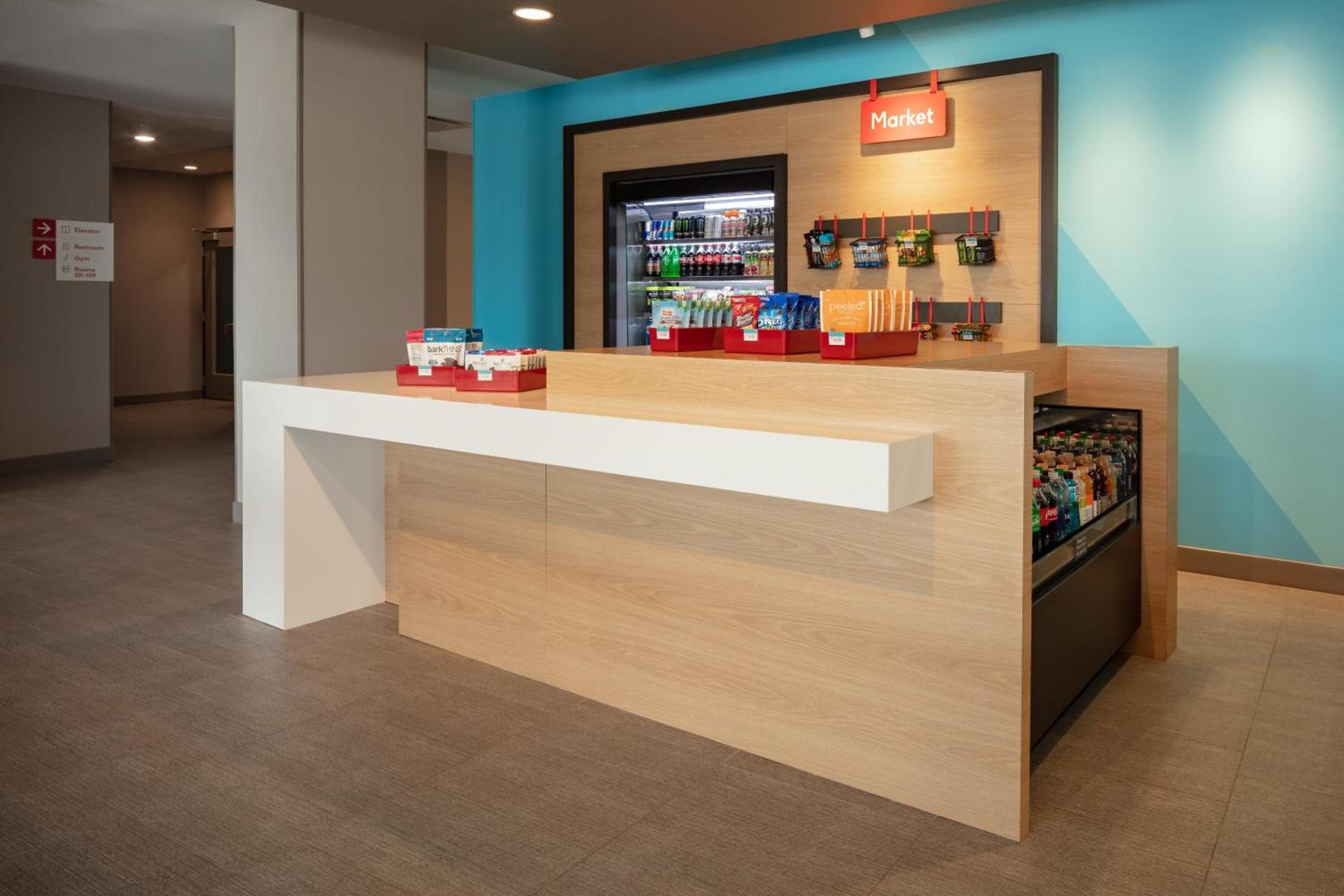 avid hotels - Madison - Monona by IHG photo 24