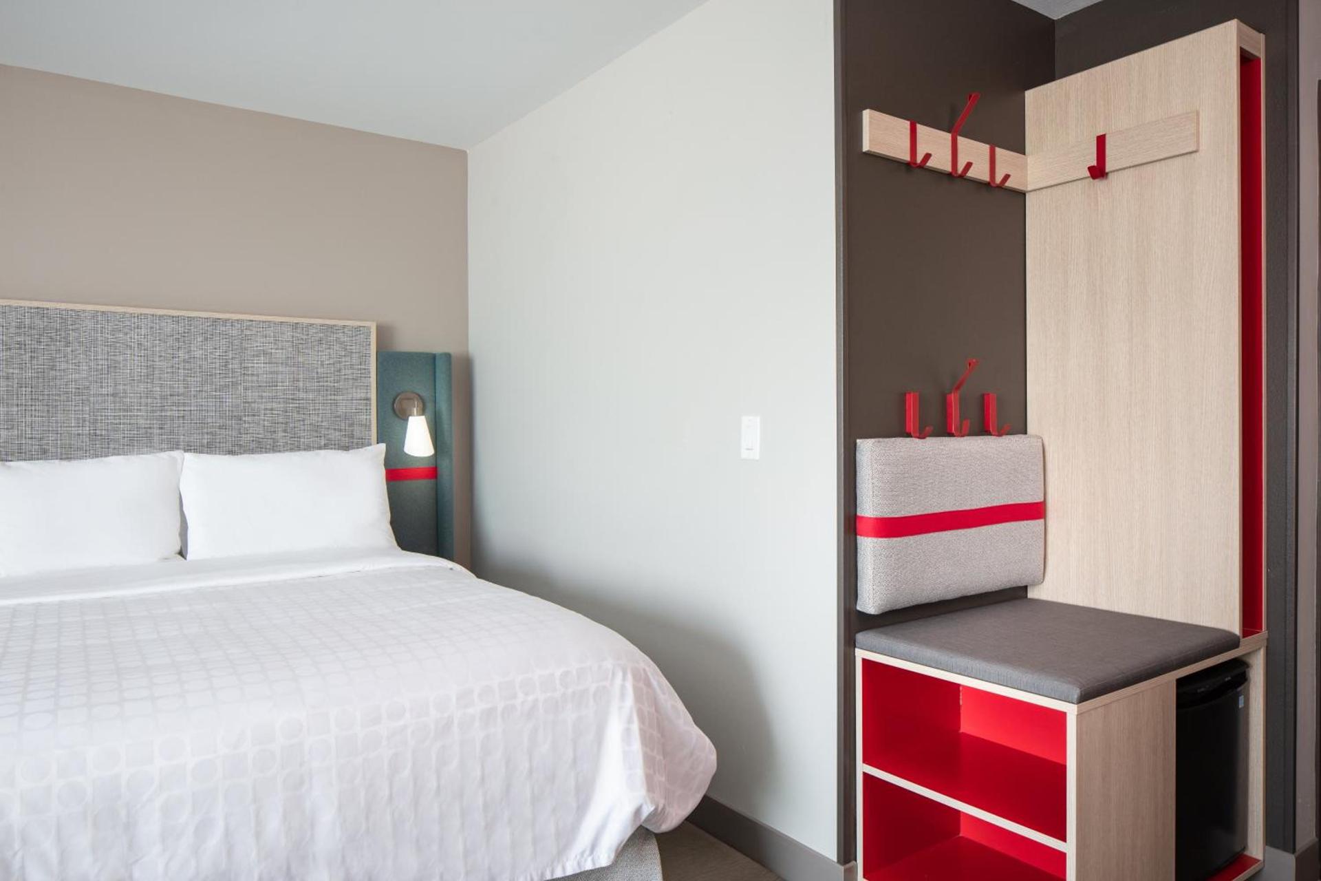 avid hotels - Madison - Monona by IHG photo 40