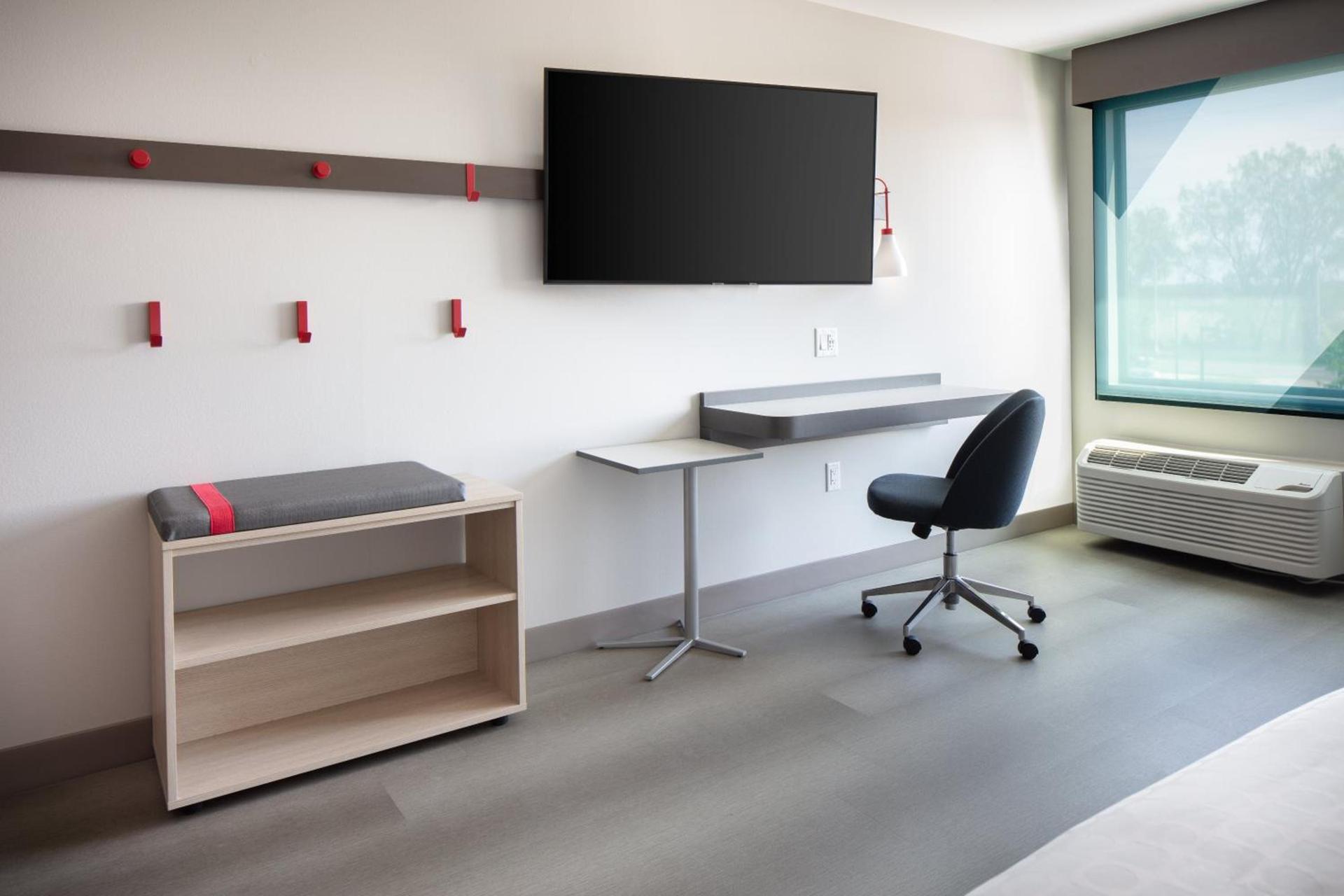 avid hotels - Madison - Monona by IHG photo 39