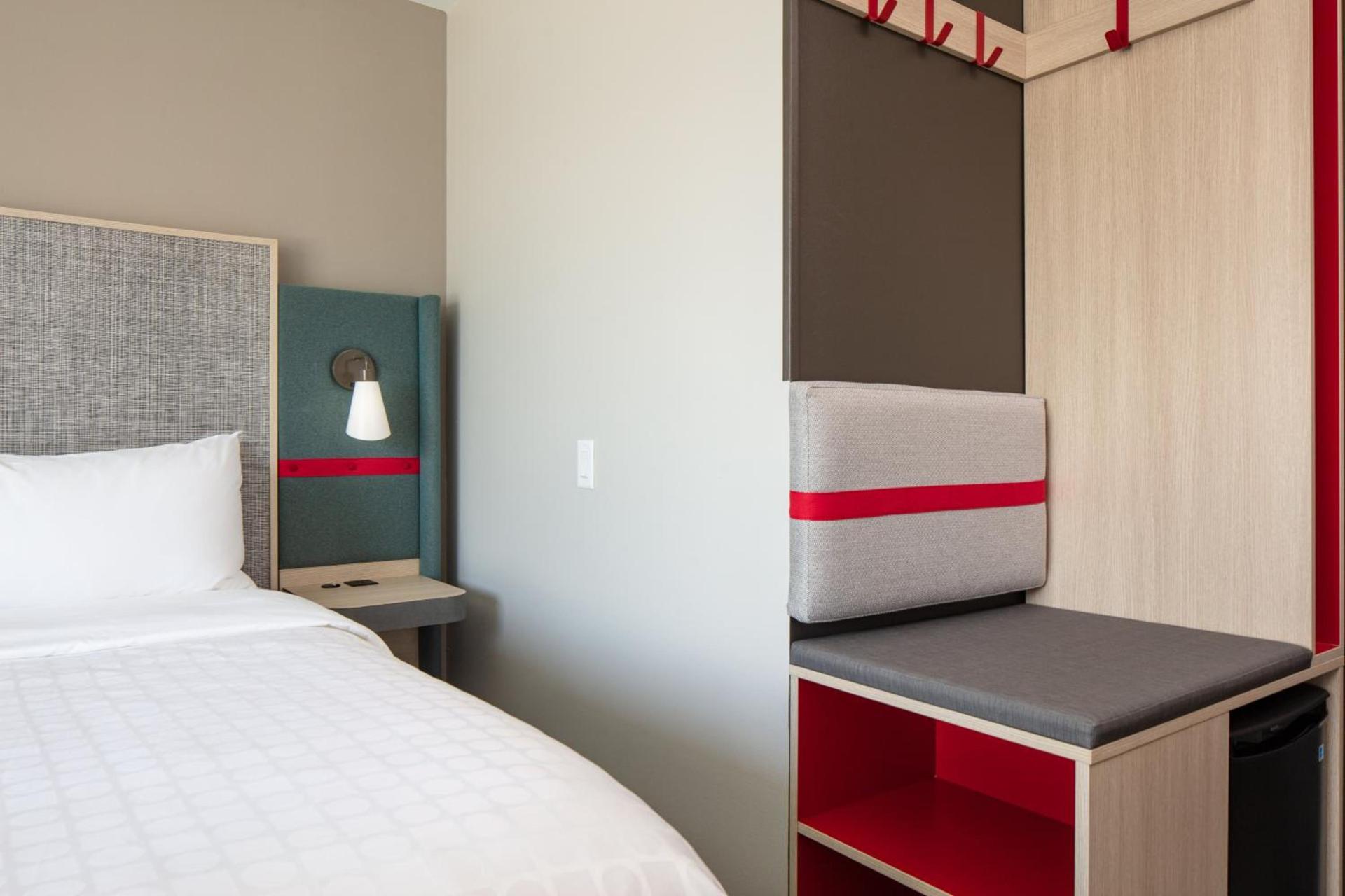 avid hotels - Madison - Monona by IHG photo 45