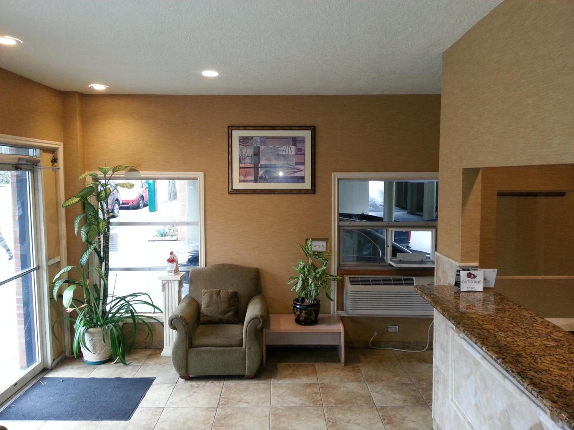Downtown Value Inn photo 10