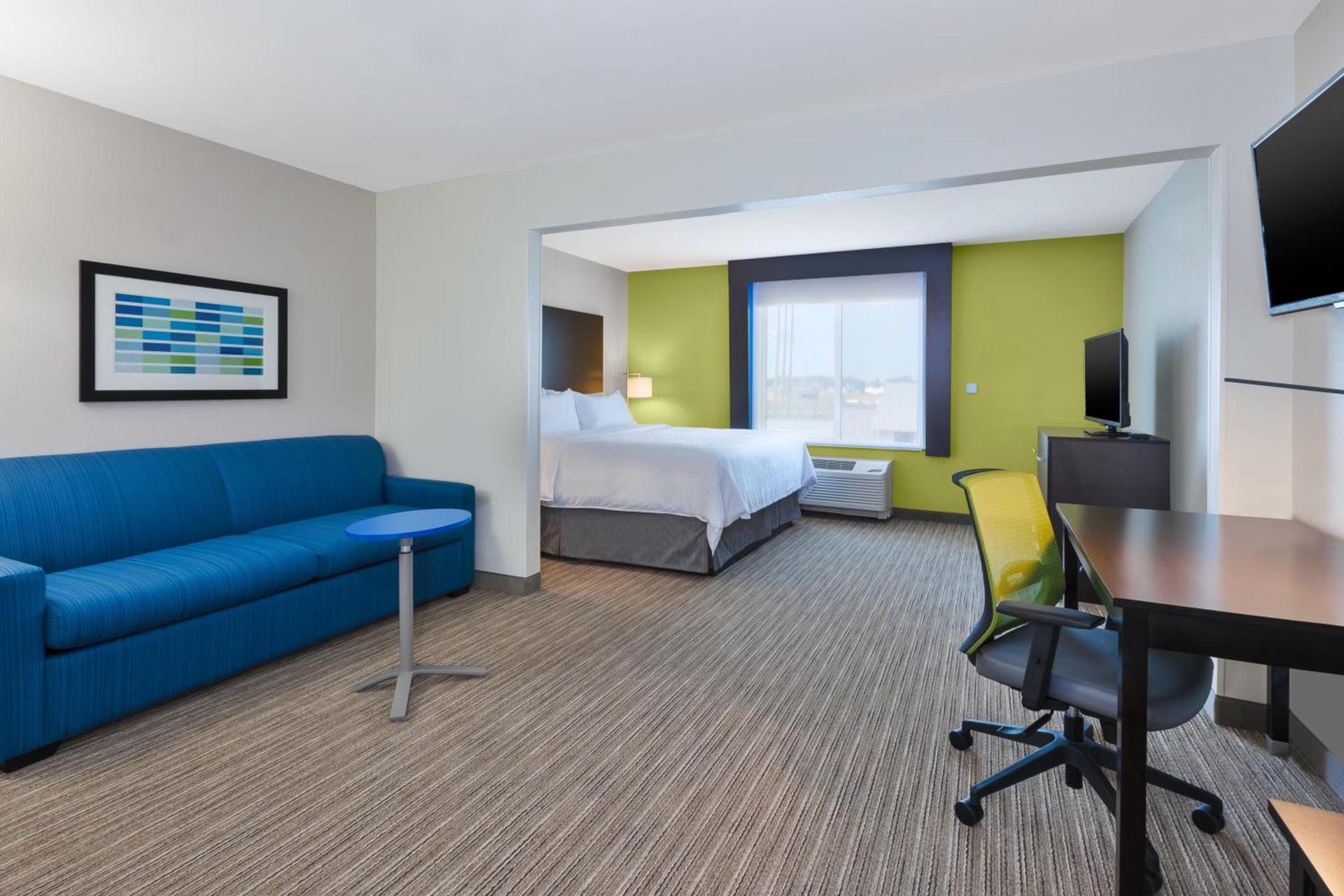 Holiday Inn Express & Suites - Effingham by IHG photo 22