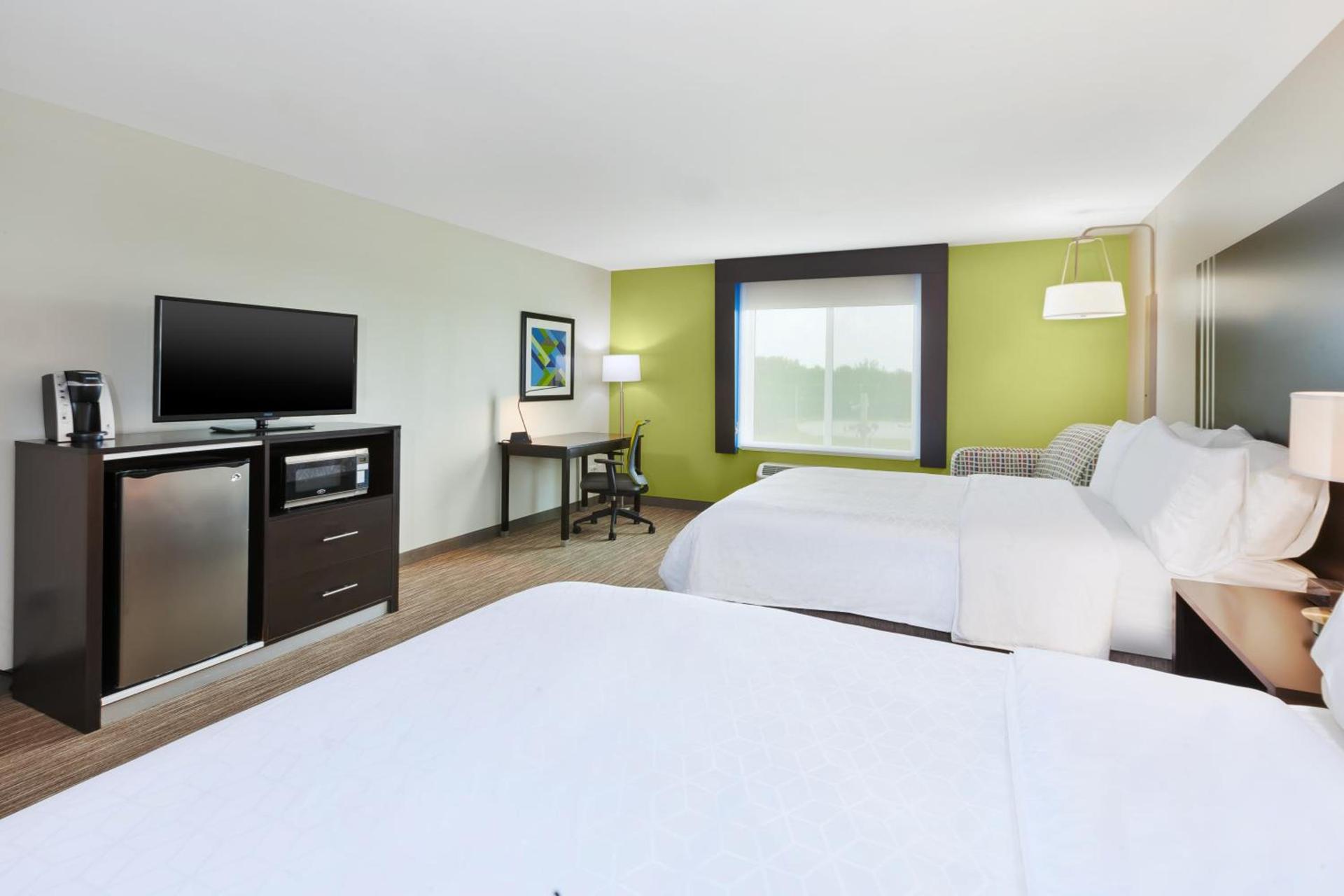 Holiday Inn Express & Suites - Effingham by IHG photo 19