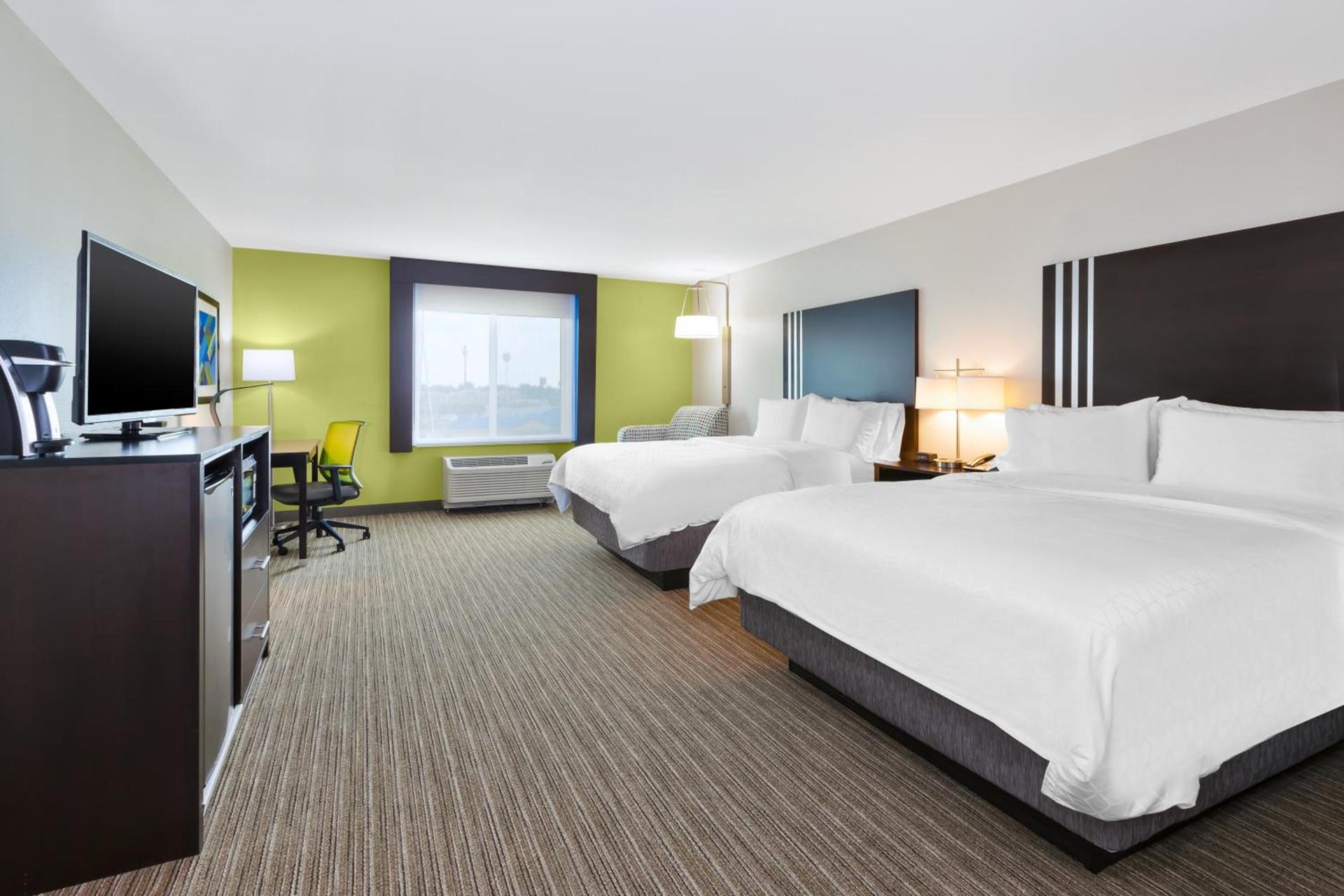 Holiday Inn Express & Suites - Effingham by IHG photo 7