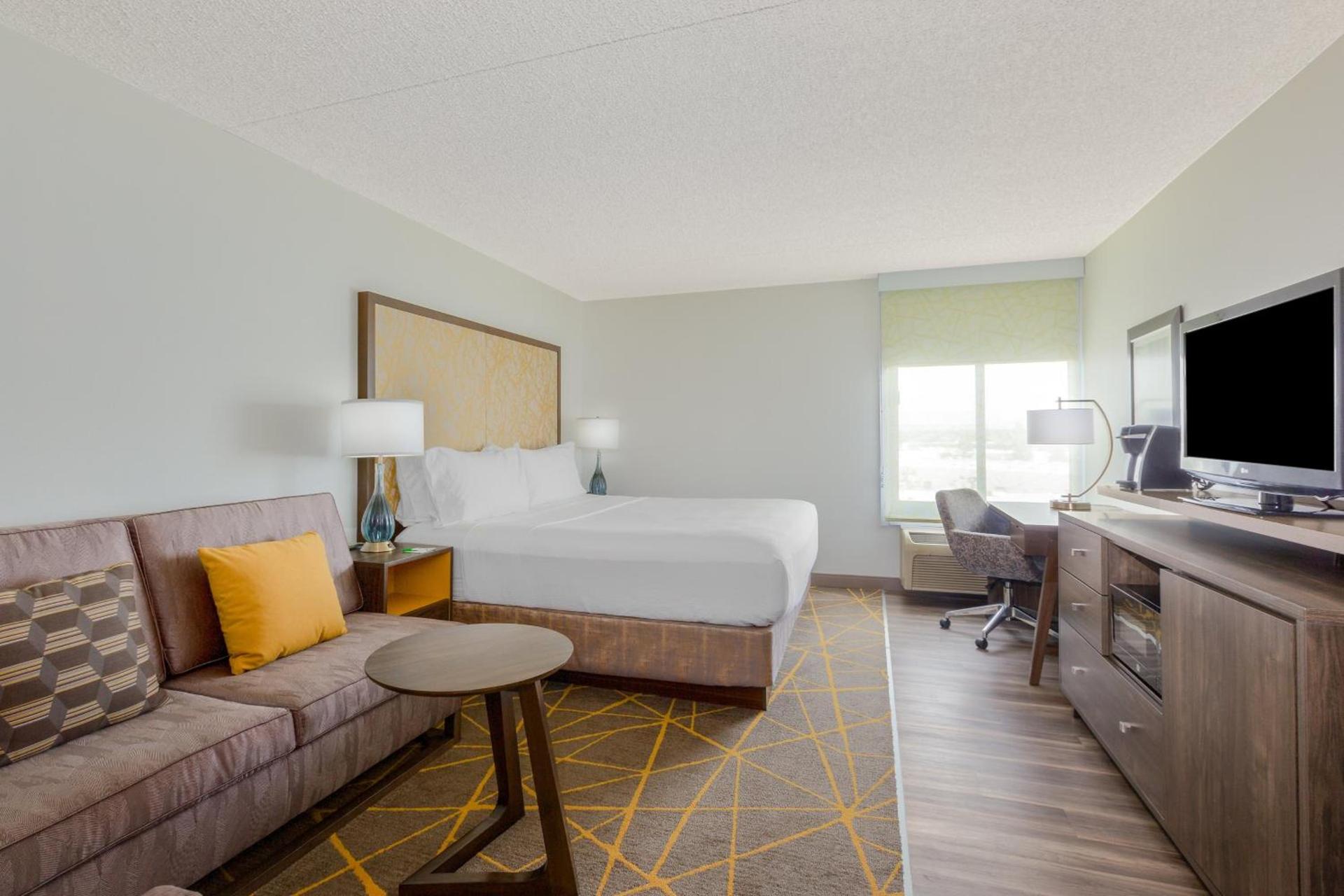 Holiday Inn La Mirada Buena Park by IHG photo 33