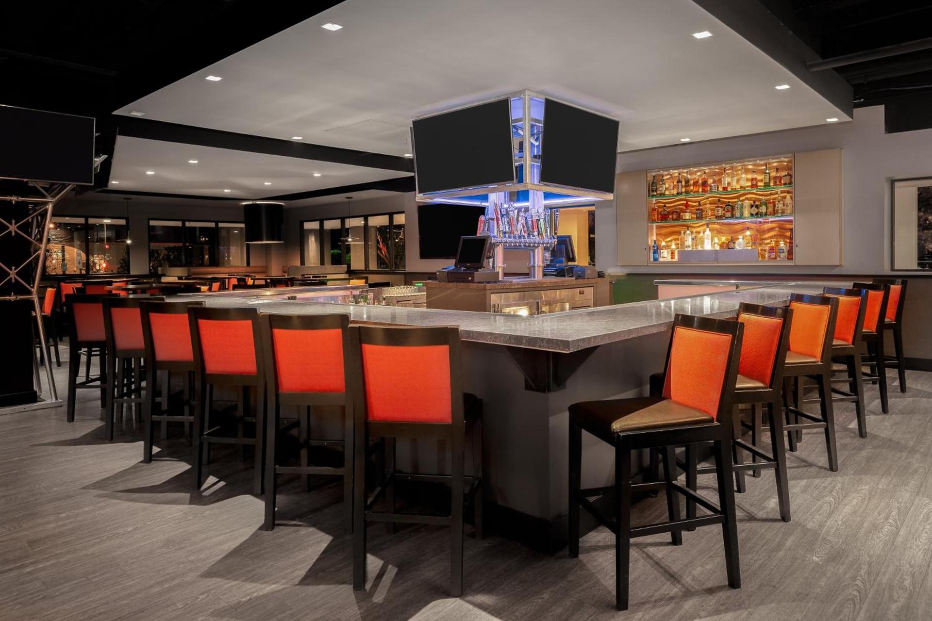 Holiday Inn La Mirada Buena Park by IHG photo 29