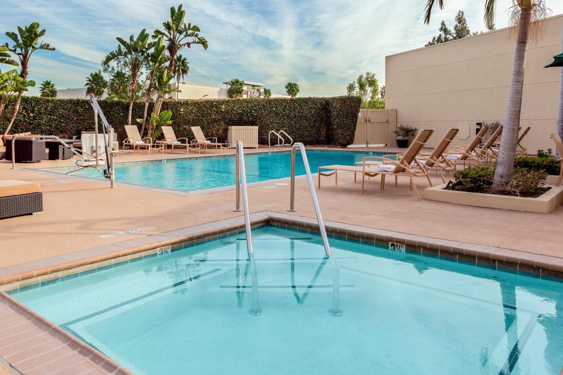 Holiday Inn La Mirada Buena Park by IHG photo 6