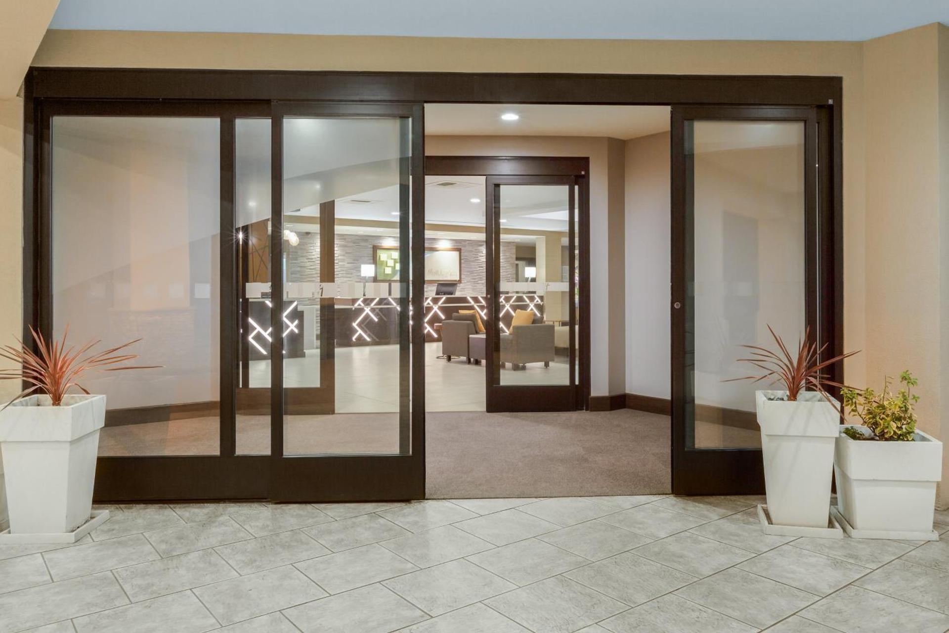 Holiday Inn La Mirada Buena Park by IHG photo 13