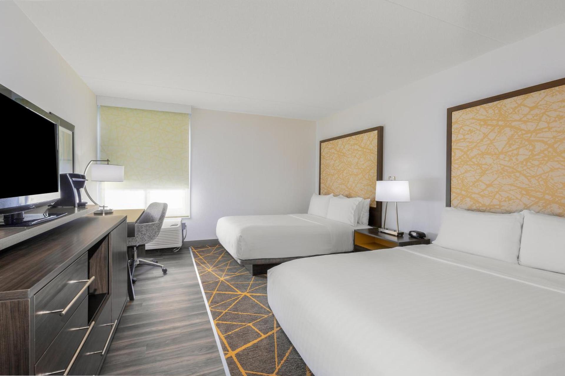 Holiday Inn La Mirada Buena Park by IHG photo 15