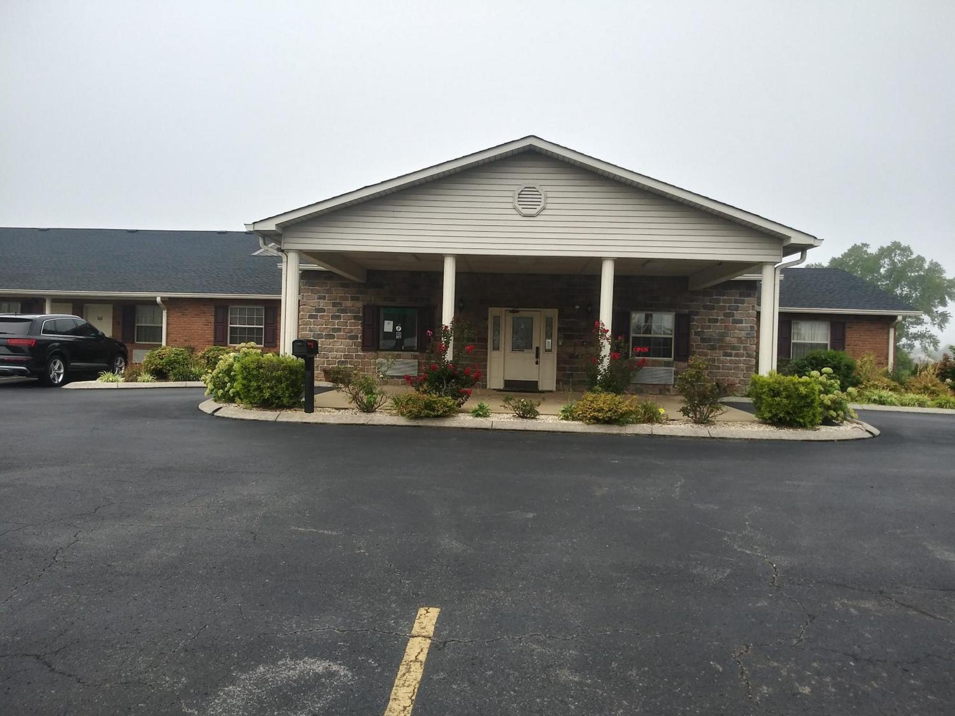 Hearthstone Inn photo 13