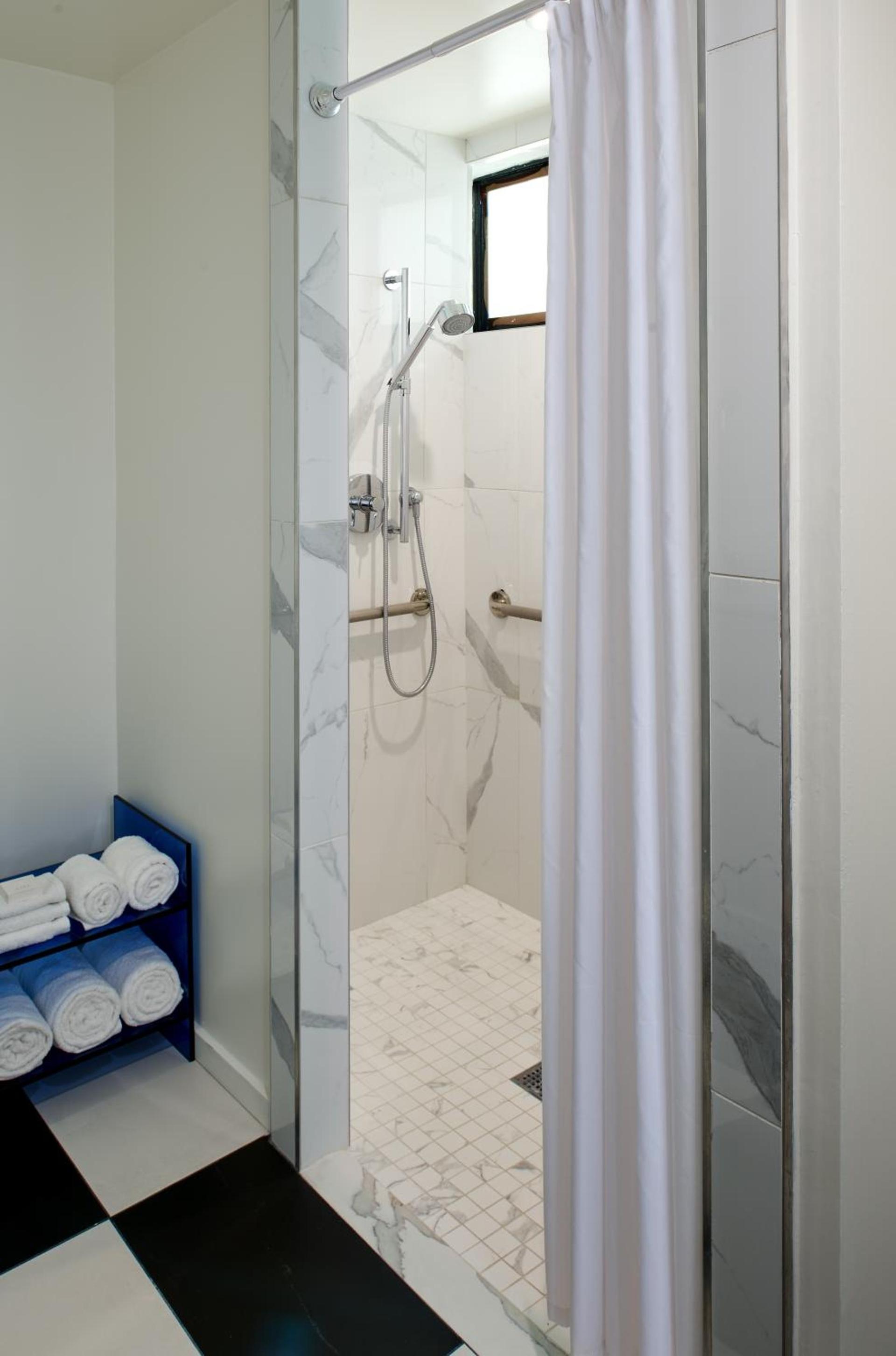 The Valorian Los Angeles, Curio Collection by Hilton photo 13