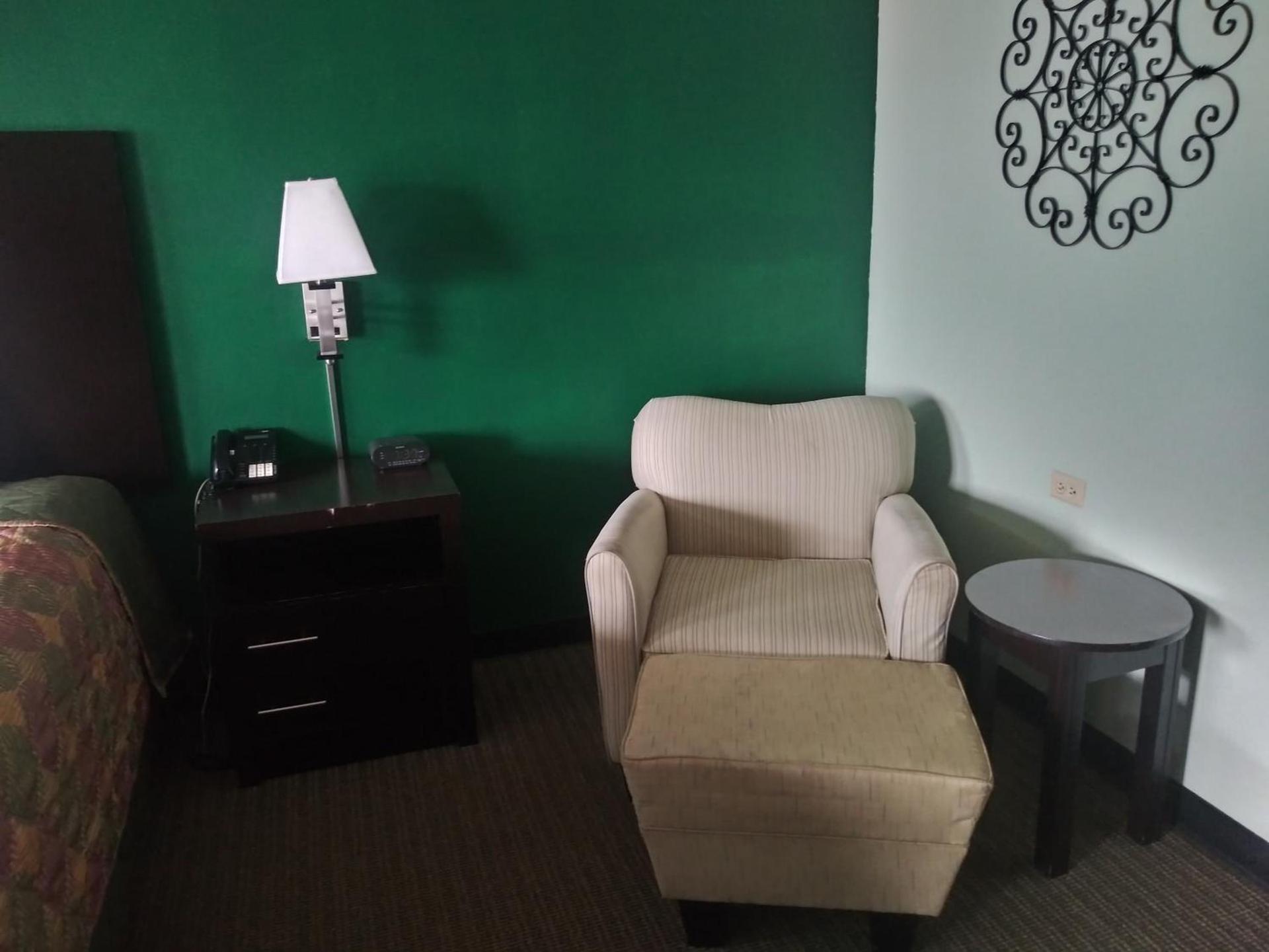 Hearthstone Inn photo 5